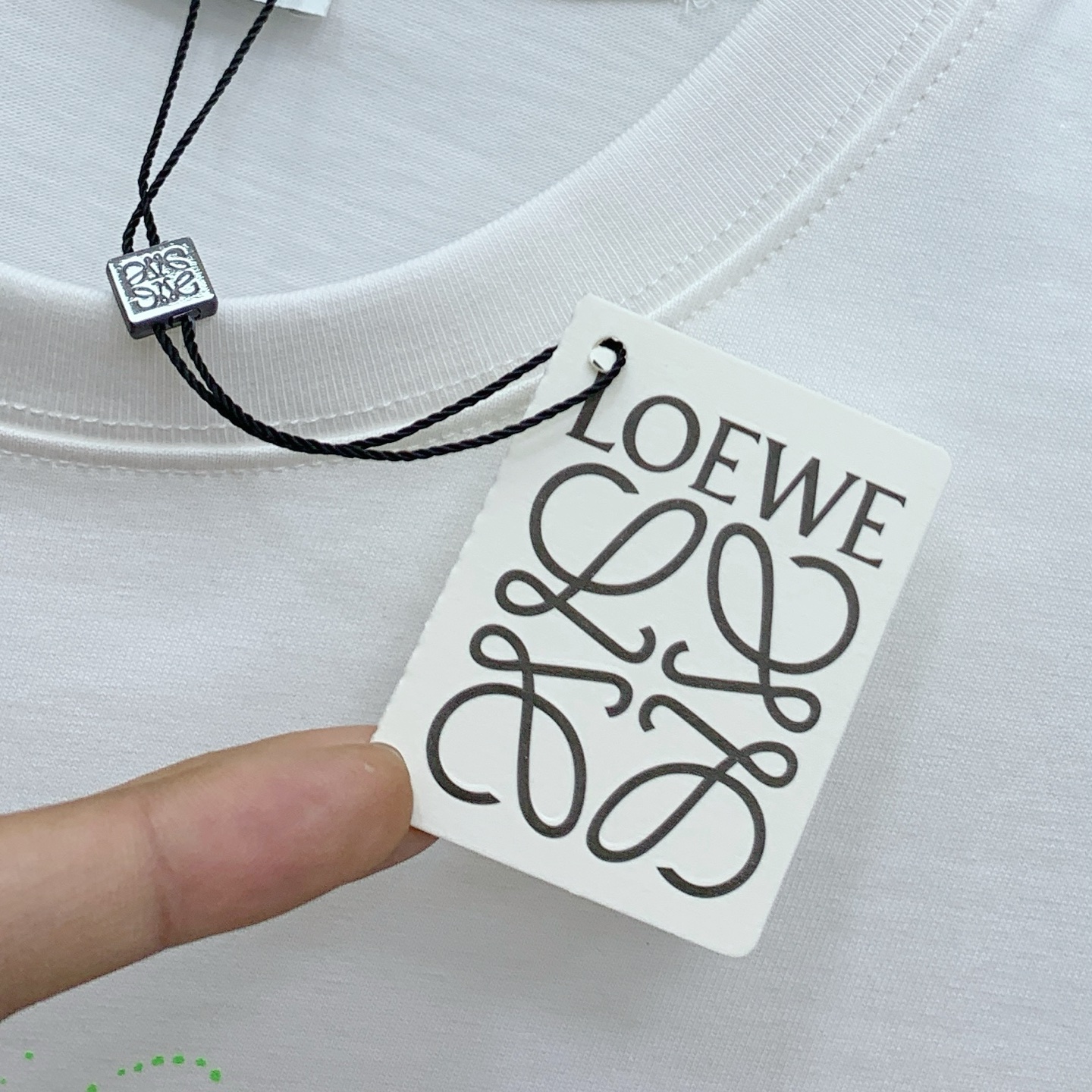 P罗意威2025夏季新款短袖T恤，个性艺术系列全网独家首发 百搭款细节处理完美纯棉面料十分精致 原版面料