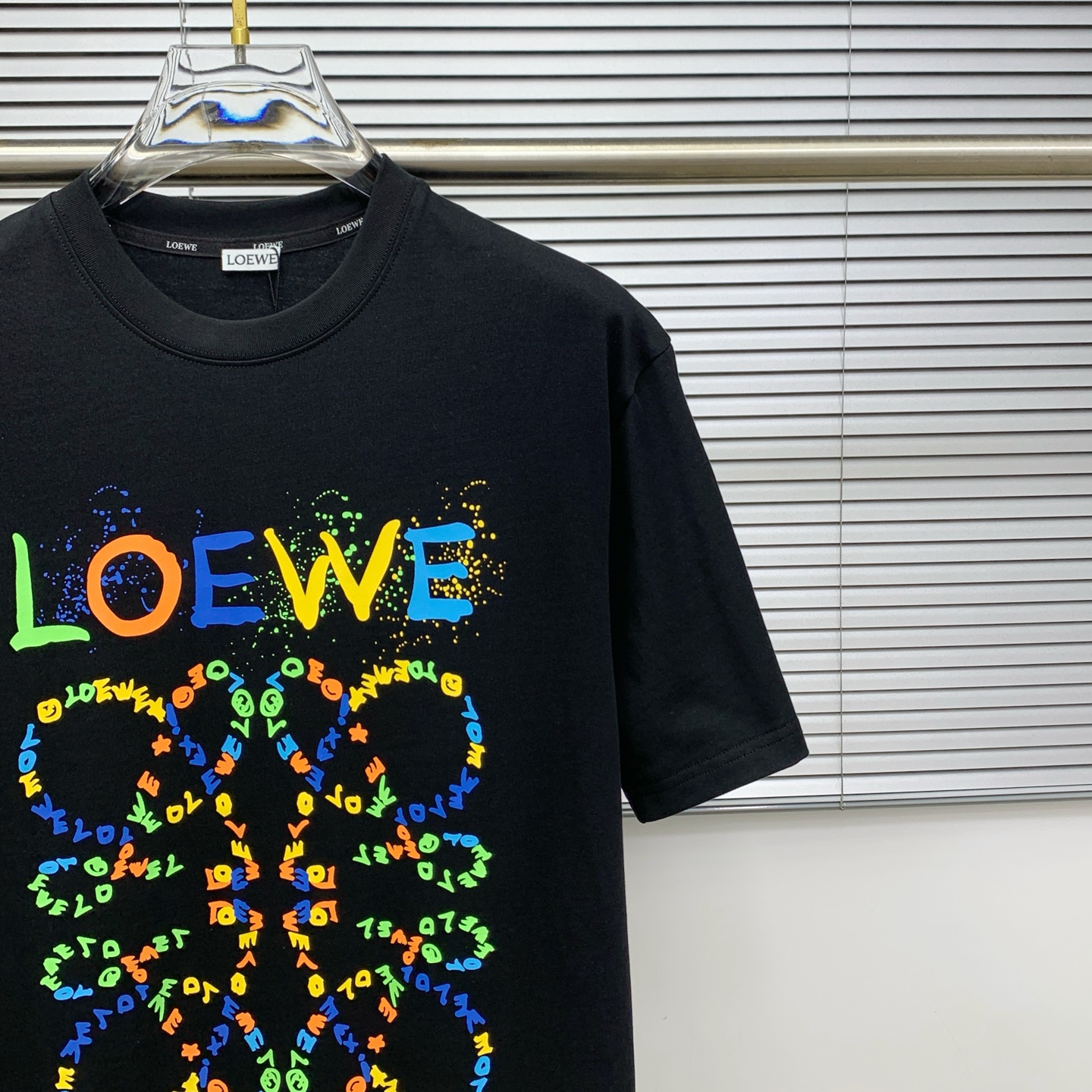 P罗意威2025夏季新款短袖T恤，个性艺术系列全网独家首发 百搭款细节处理完美纯棉面料十分精致 原版面料