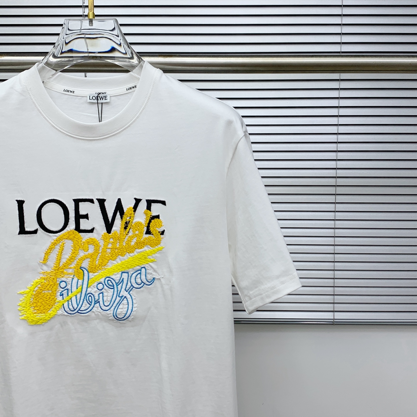 P罗意威2025夏季新款短袖T恤，个性艺术系列全网独家首发 百搭款细节处理完美纯棉面料十分精致 原版面料