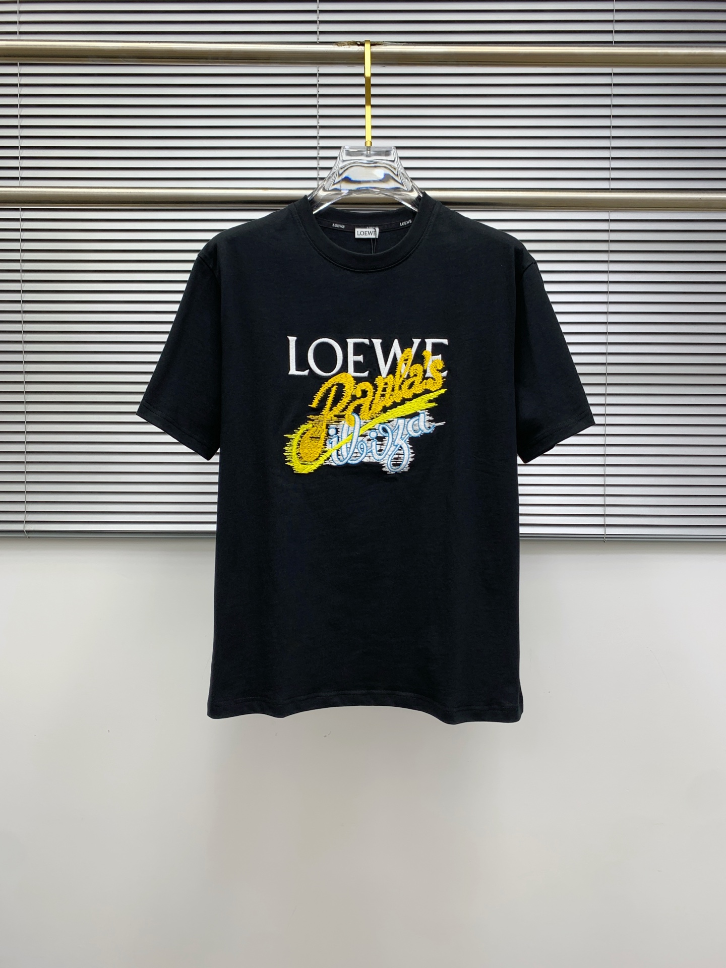 P罗意威2025夏季新款短袖T恤，个性艺术系列全网独家首发 百搭款细节处理完美纯棉面料十分精致 原版面料