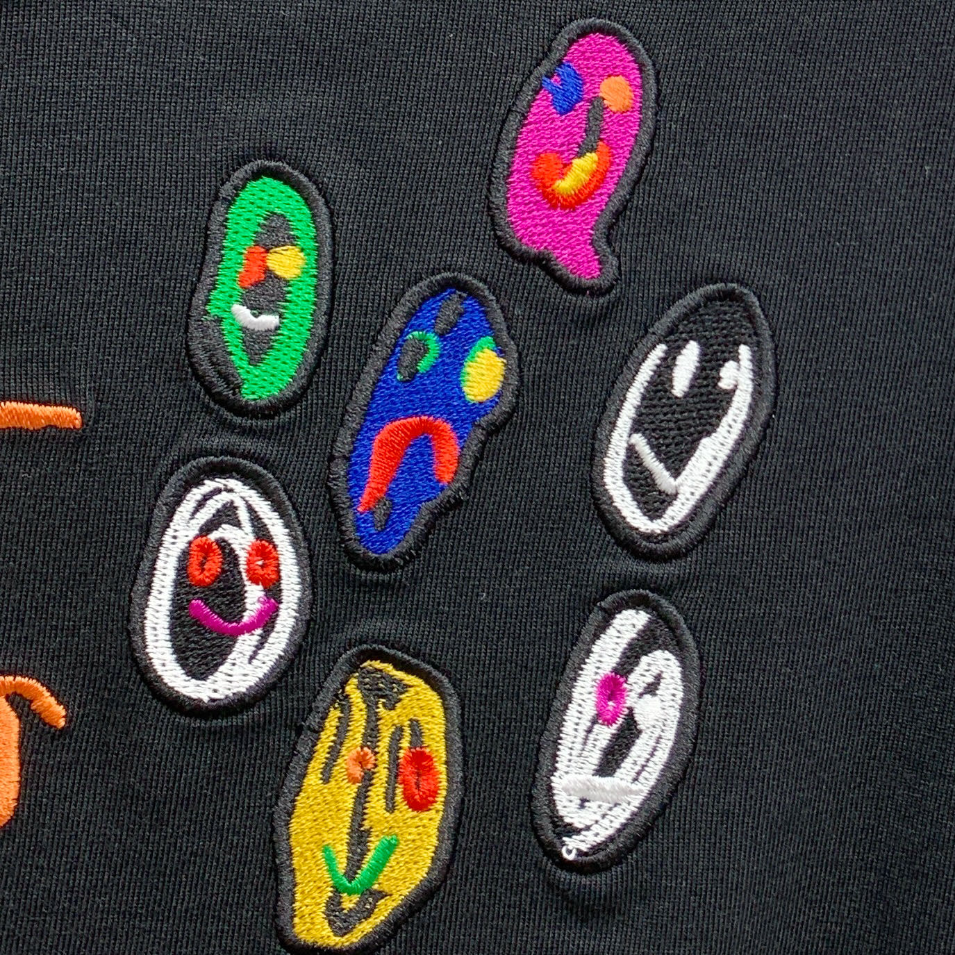 P芬迪2025夏季新款短袖T恤，个性艺术系列全网独家首发 百搭款细节处理完美纯棉面料十分精致 原版面料 