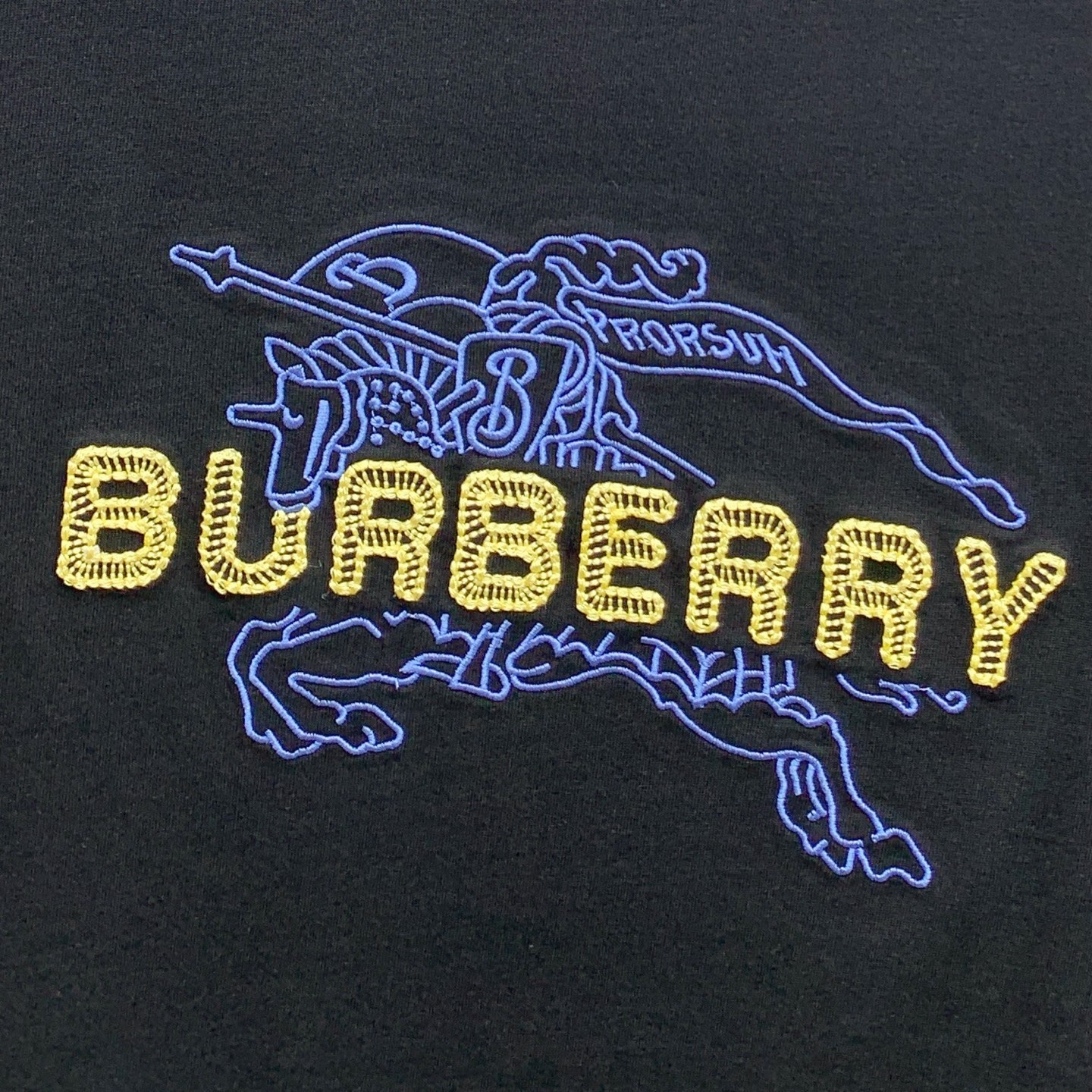 P巴宝莉2025夏季新款短袖T恤，个性艺术系列全网独家首发 百搭款细节处理完美纯棉面料十分精致 原版面料