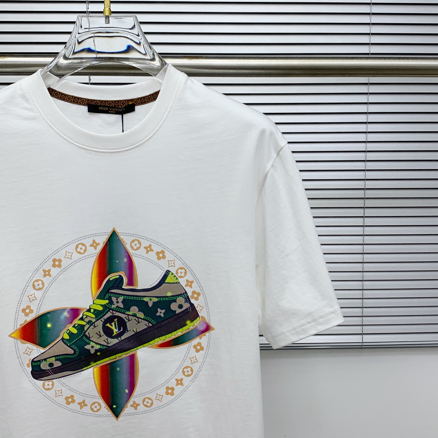 PLV2025夏季新款短袖T恤，个性艺术系列全网独家首发 百搭款细节处理完美纯棉面料十分精致 原版面料 