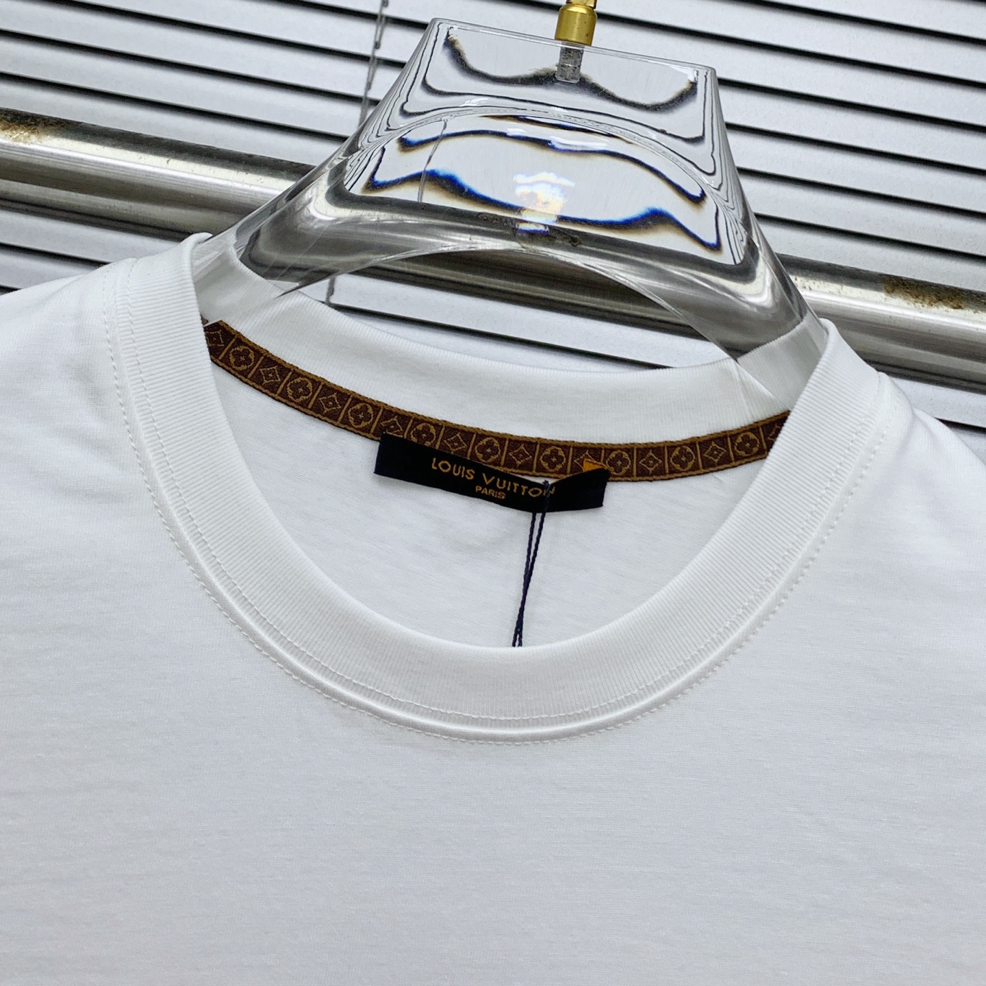 PLV2025夏季新款短袖T恤，个性艺术系列全网独家首发 百搭款细节处理完美纯棉面料十分精致 原版面料 