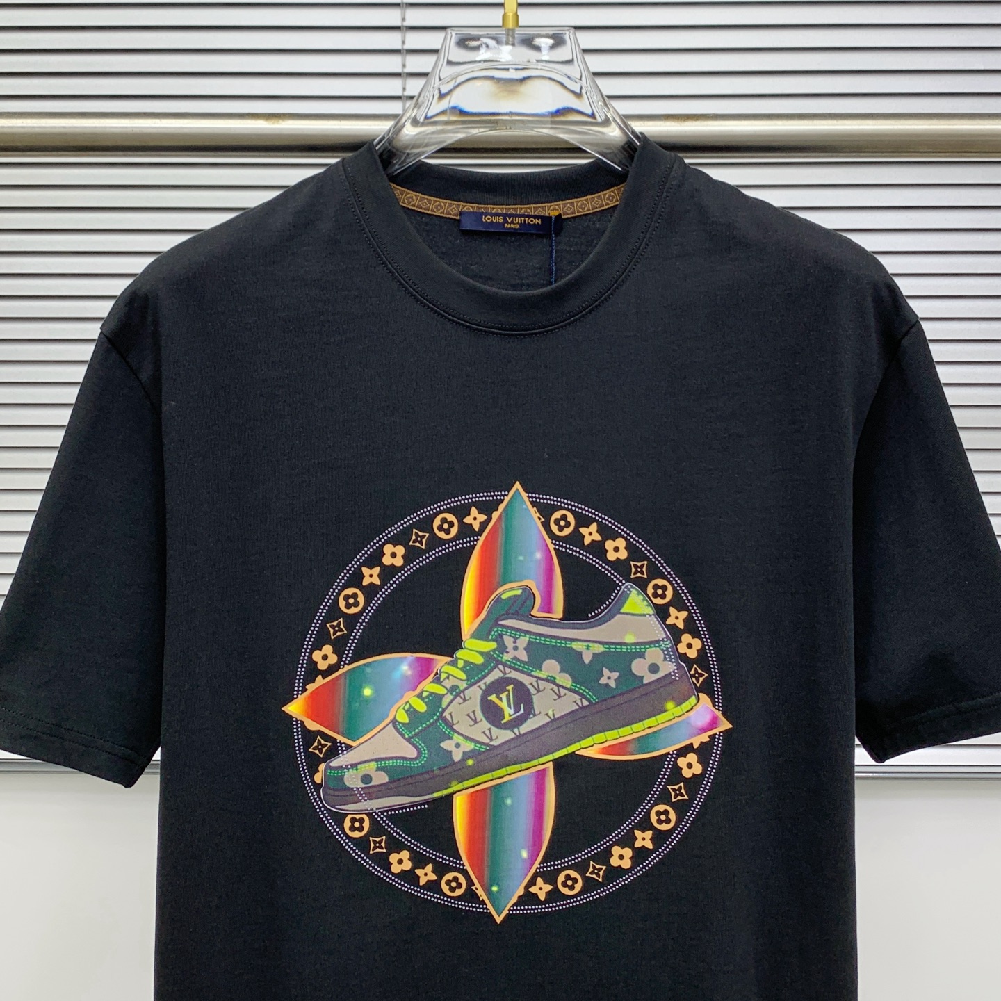 PLV2025夏季新款短袖T恤，个性艺术系列全网独家首发 百搭款细节处理完美纯棉面料十分精致 原版面料 