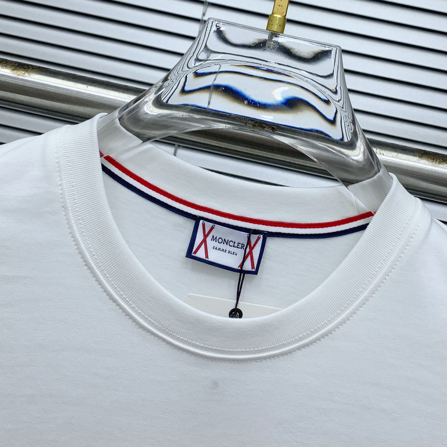 P蒙口2025夏季新款短袖T恤，个性艺术系列全网独家首发 百搭款细节处理完美纯棉面料十分精致 原版面料 