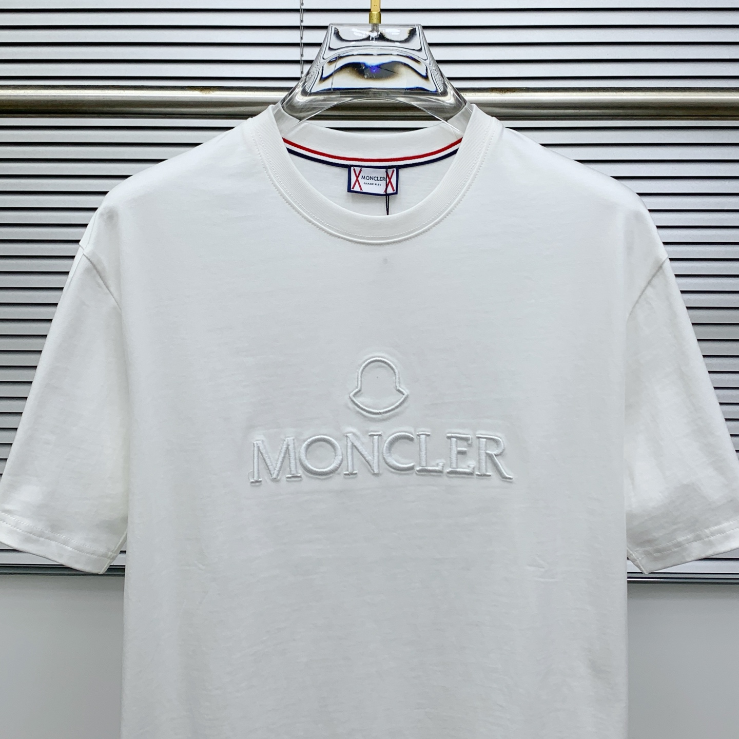 P蒙口2025夏季新款短袖T恤，个性艺术系列全网独家首发 百搭款细节处理完美纯棉面料十分精致 原版面料 