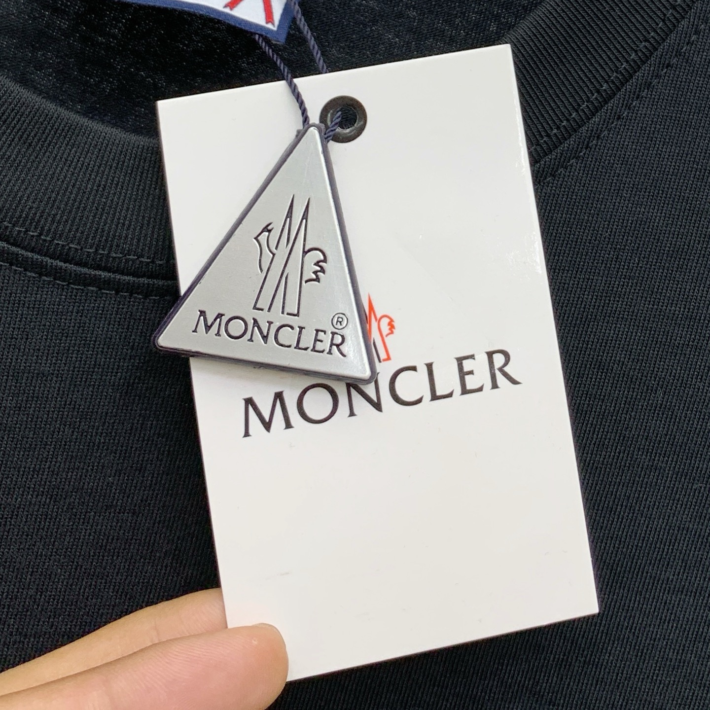 P蒙口2025夏季新款短袖T恤，个性艺术系列全网独家首发 百搭款细节处理完美纯棉面料十分精致 原版面料 