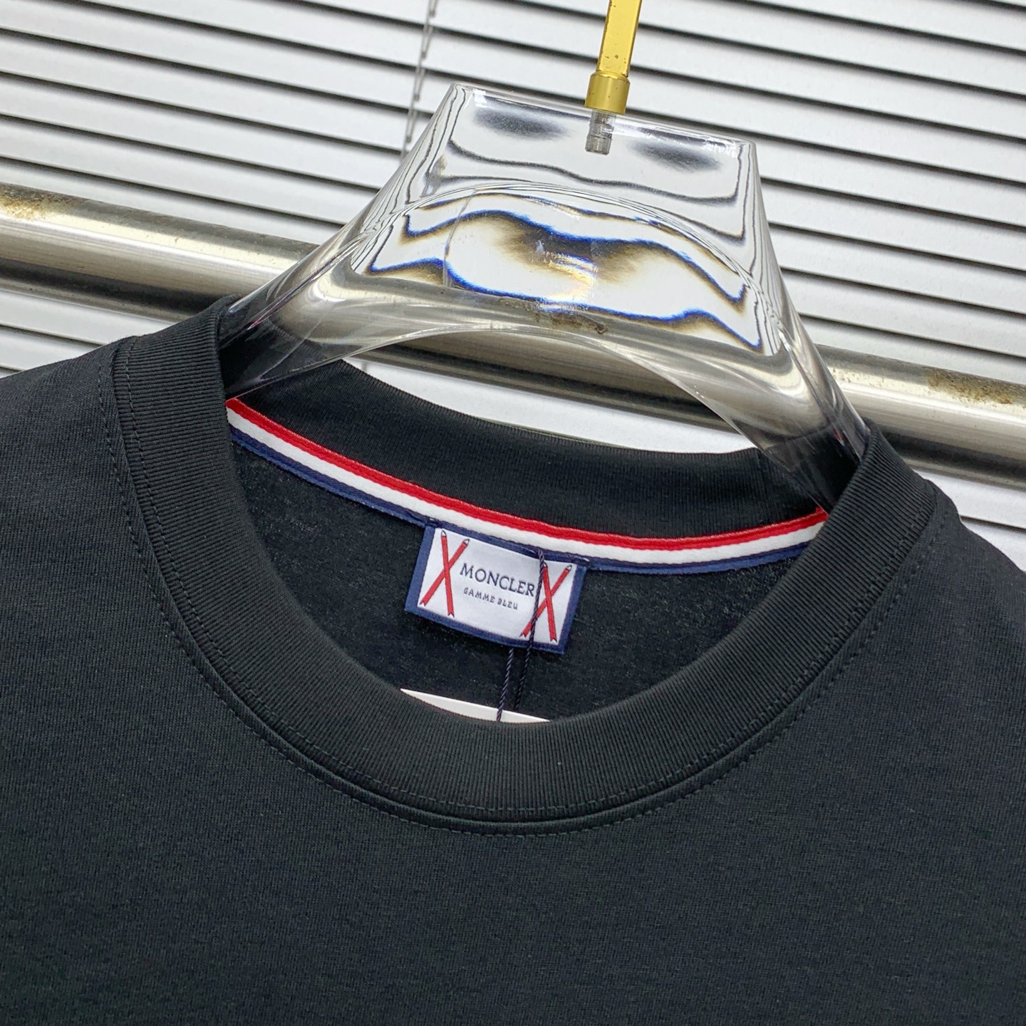 P蒙口2025夏季新款短袖T恤，个性艺术系列全网独家首发 百搭款细节处理完美纯棉面料十分精致 原版面料 