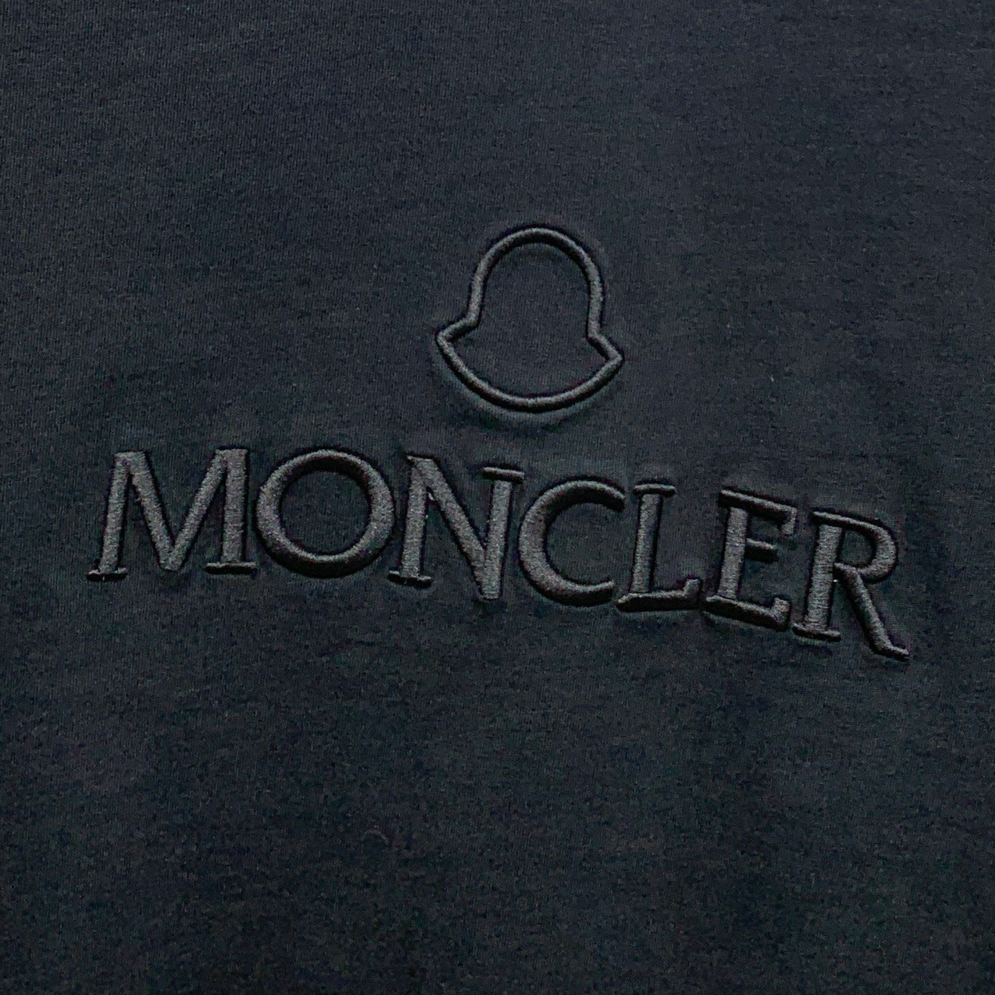 P蒙口2025夏季新款短袖T恤，个性艺术系列全网独家首发 百搭款细节处理完美纯棉面料十分精致 原版面料 