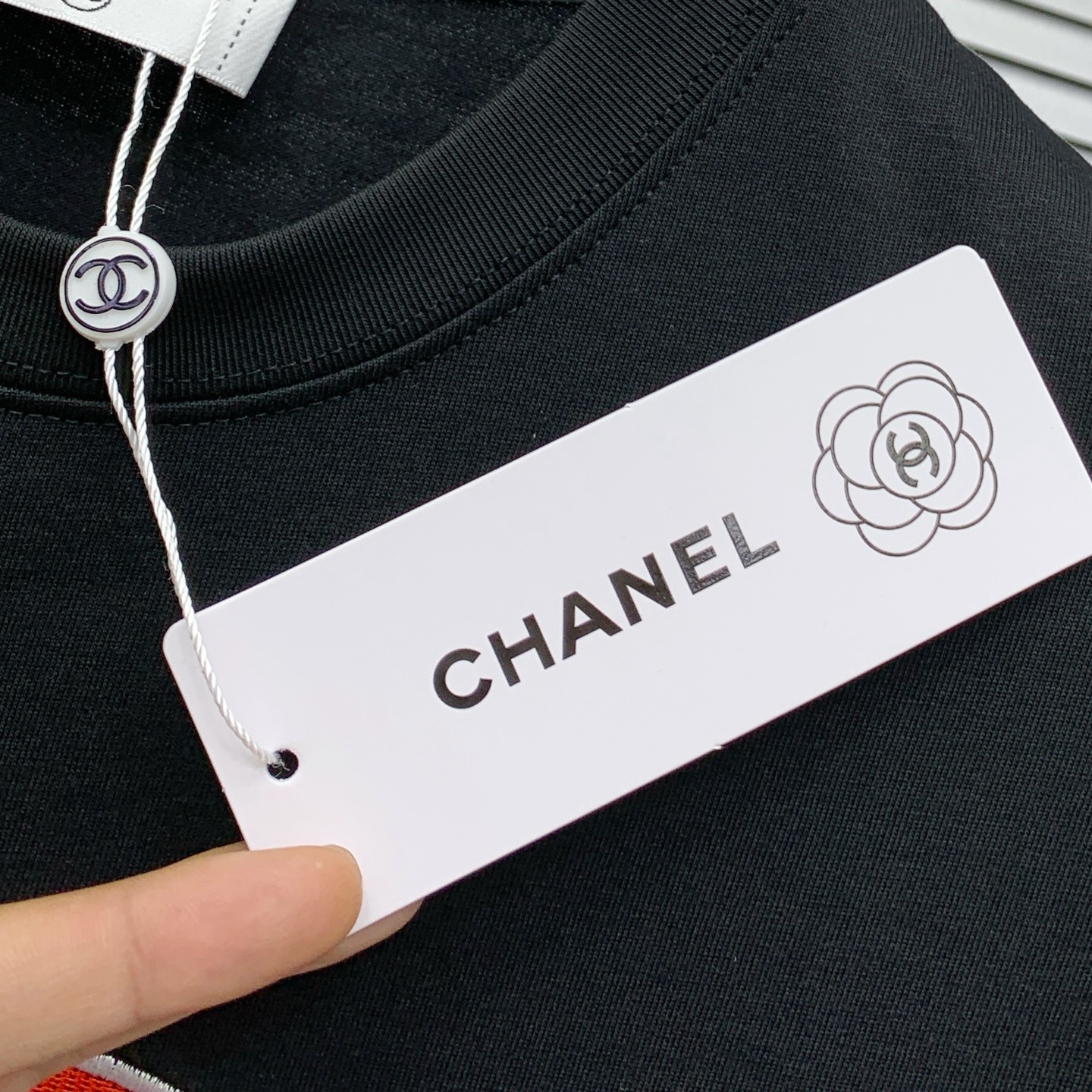 P香奈儿2025夏季新款短袖T恤，个性艺术系列全网独家首发 百搭款细节处理完美纯棉面料十分精致 原版面料