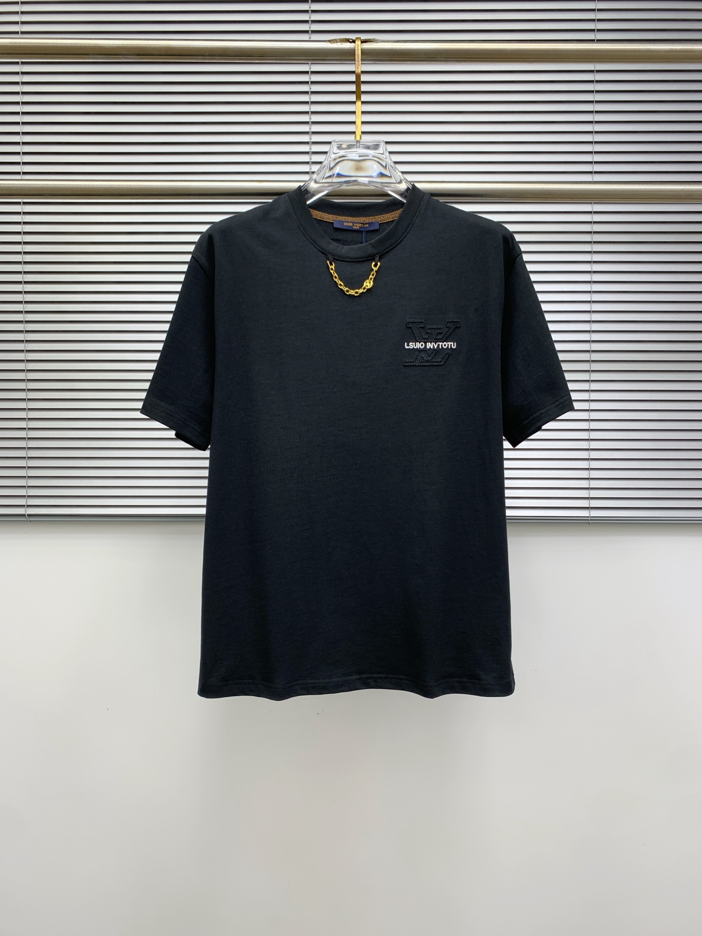 PLV2025夏季新款短袖T恤，个性艺术系列全网独家首发 百搭款细节处理完美纯棉面料十分精致 原版面料 