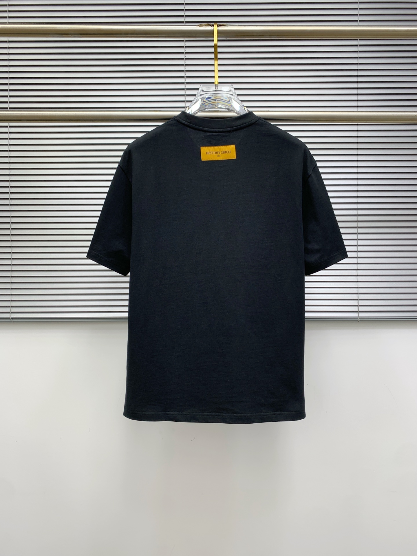 PLV2025夏季新款短袖T恤，个性艺术系列全网独家首发 百搭款细节处理完美纯棉面料十分精致 原版面料 