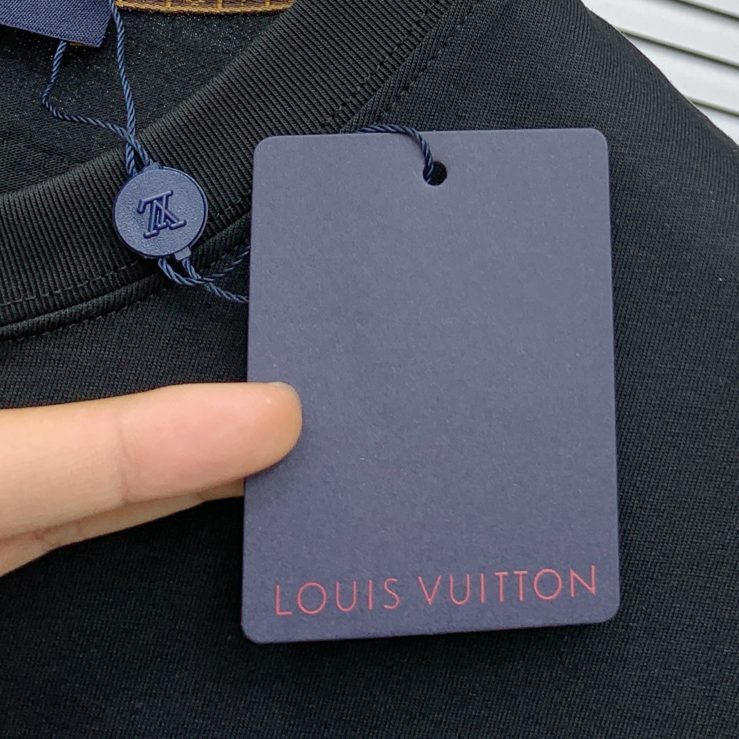 PLV2025夏季新款短袖T恤，个性艺术系列全网独家首发 百搭款细节处理完美纯棉面料十分精致 原版面料 