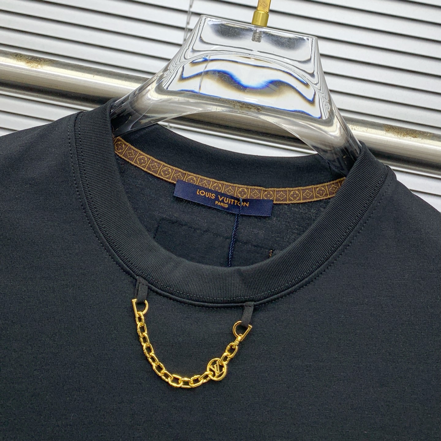 PLV2025夏季新款短袖T恤，个性艺术系列全网独家首发 百搭款细节处理完美纯棉面料十分精致 原版面料 