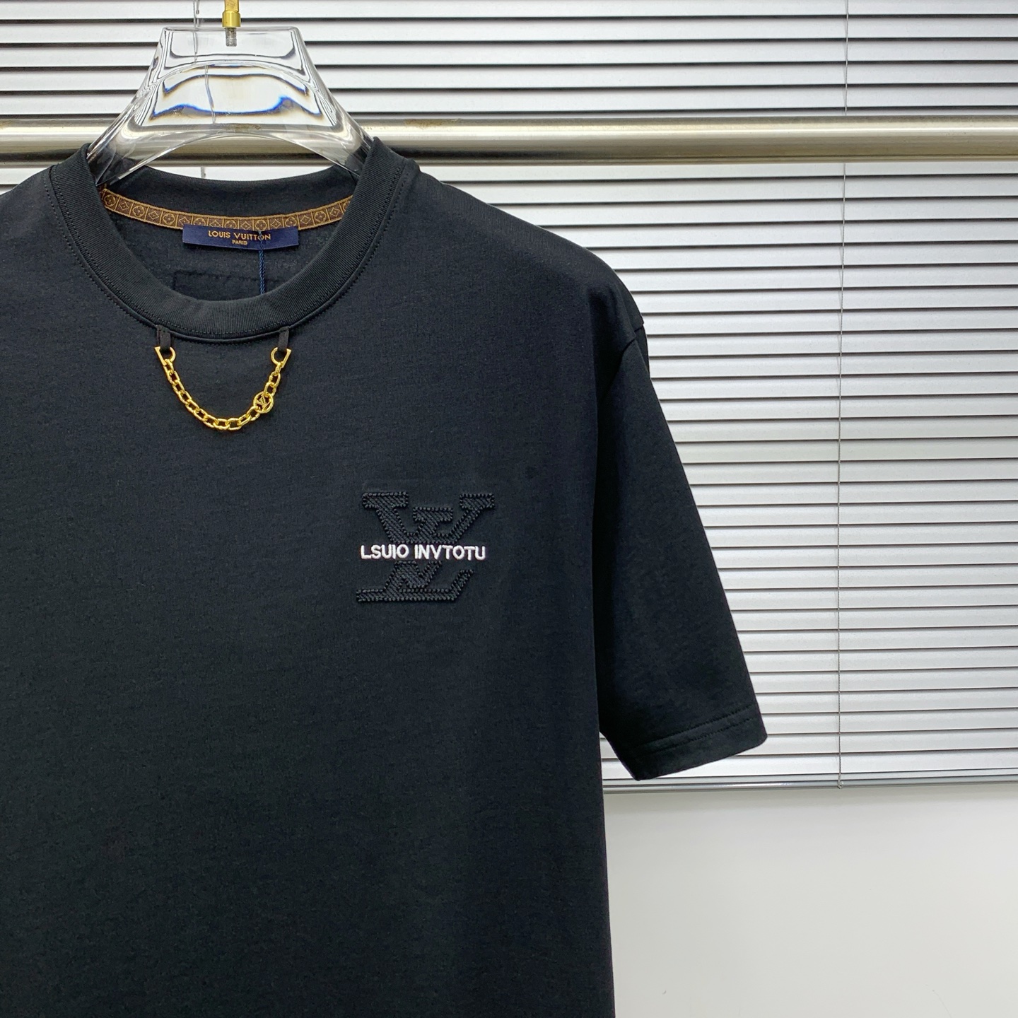 PLV2025夏季新款短袖T恤，个性艺术系列全网独家首发 百搭款细节处理完美纯棉面料十分精致 原版面料 