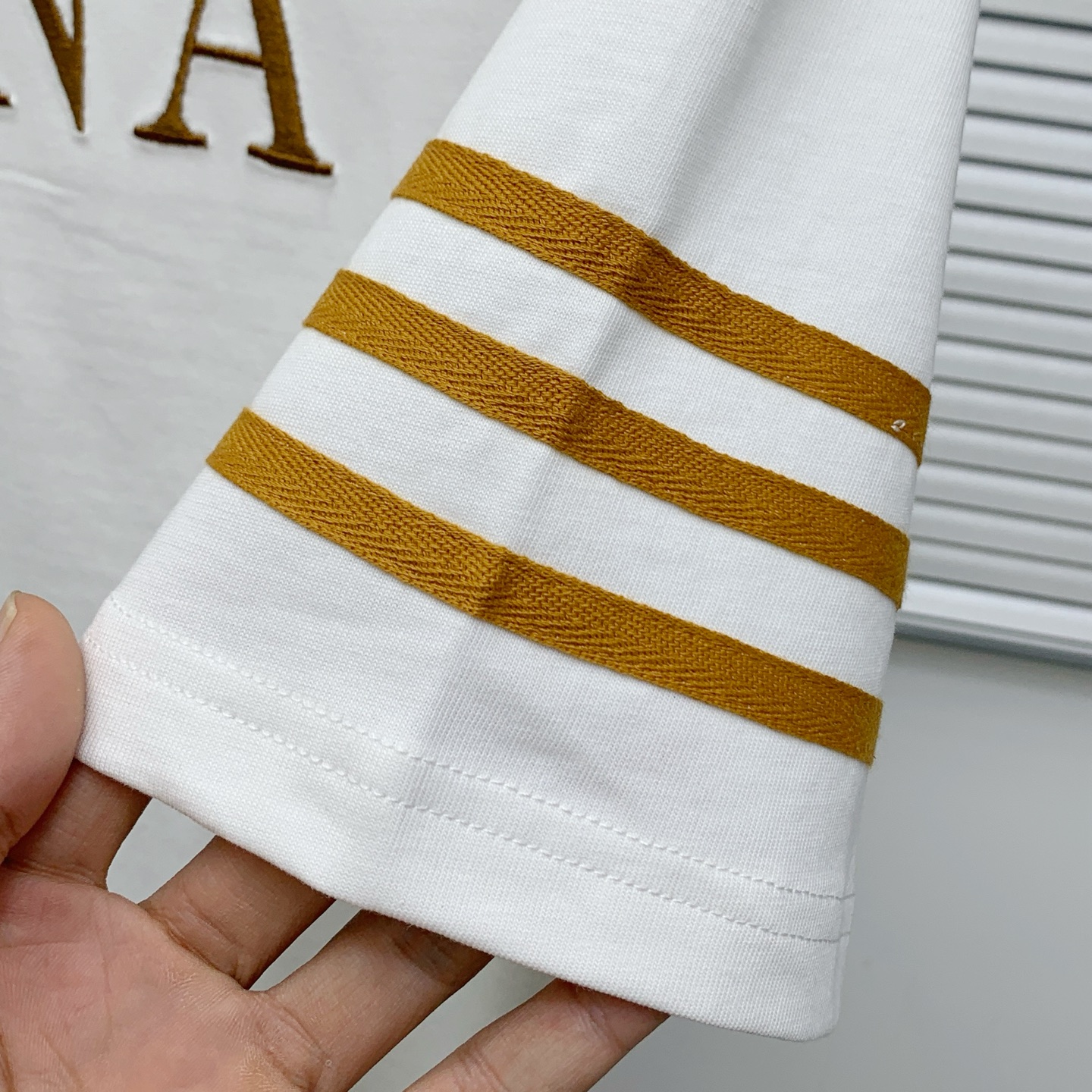 P杰尼亚2025夏季新款短袖T恤，个性艺术系列全网独家首发 百搭款细节处理完美纯棉面料十分精致 原版面料