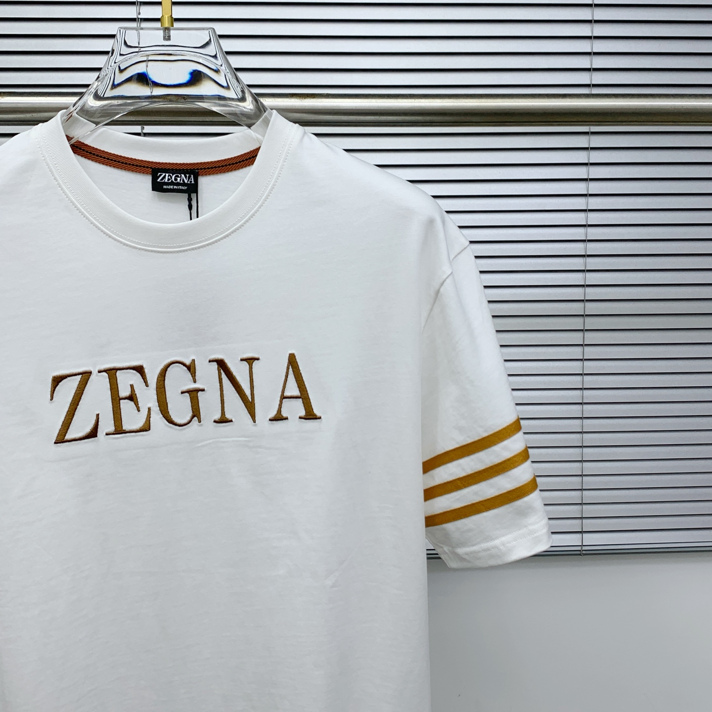 P杰尼亚2025夏季新款短袖T恤，个性艺术系列全网独家首发 百搭款细节处理完美纯棉面料十分精致 原版面料