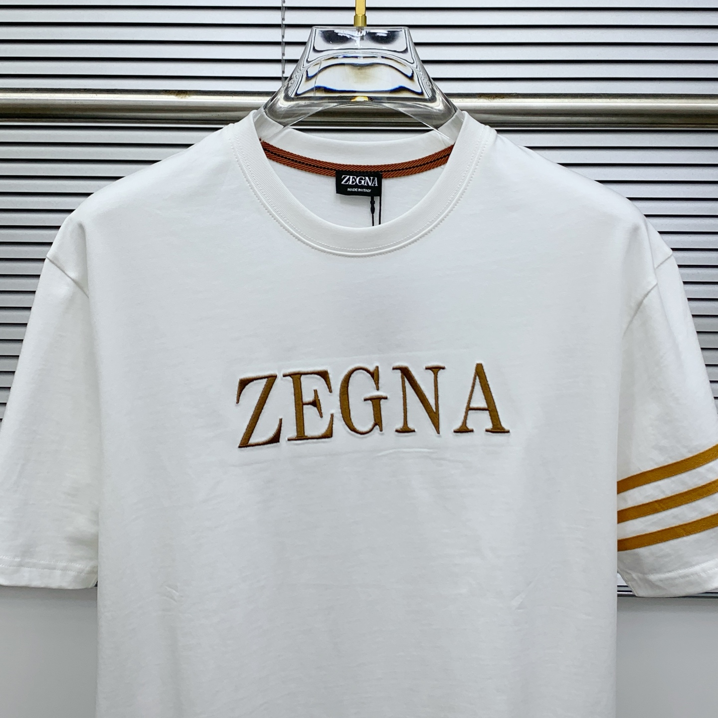 P杰尼亚2025夏季新款短袖T恤，个性艺术系列全网独家首发 百搭款细节处理完美纯棉面料十分精致 原版面料