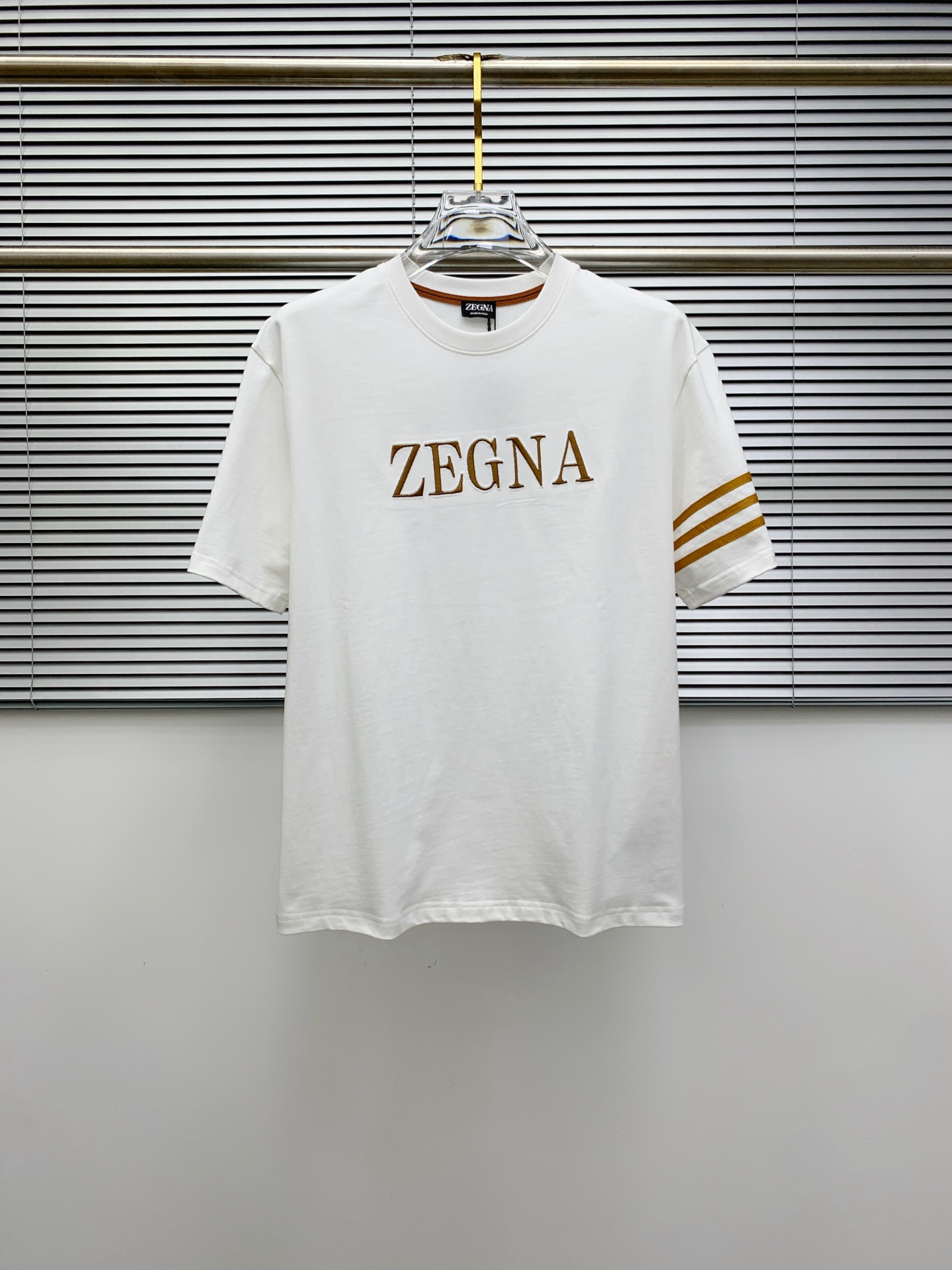 P杰尼亚2025夏季新款短袖T恤，个性艺术系列全网独家首发 百搭款细节处理完美纯棉面料十分精致 原版面料