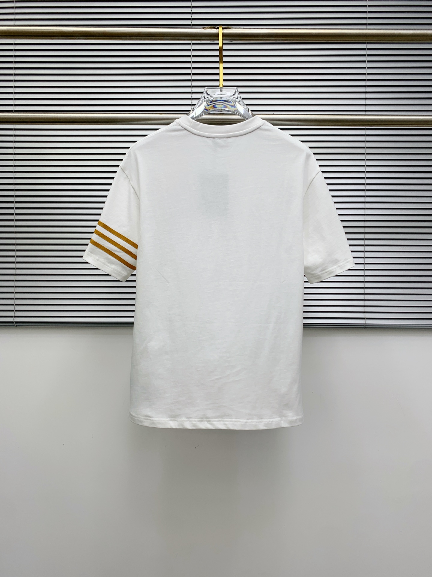 P杰尼亚2025夏季新款短袖T恤，个性艺术系列全网独家首发 百搭款细节处理完美纯棉面料十分精致 原版面料