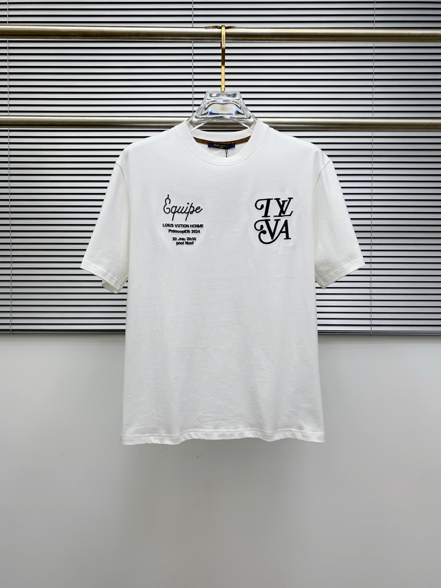 PLV2025夏季新款短袖T恤，个性艺术系列全网独家首发 百搭款细节处理完美纯棉面料十分精致 原版面料 