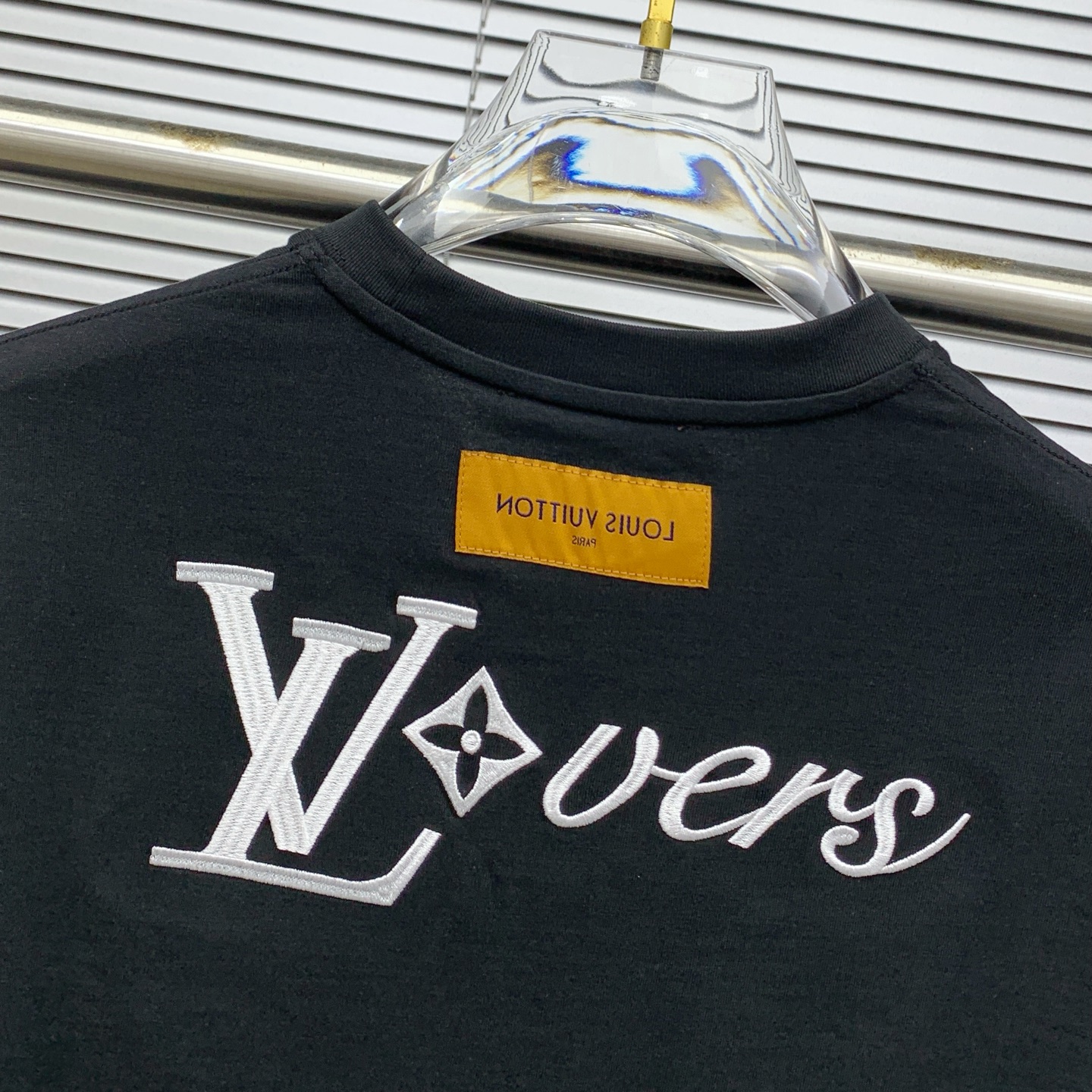 PLV2025夏季新款短袖T恤，个性艺术系列全网独家首发 百搭款细节处理完美纯棉面料十分精致 原版面料 