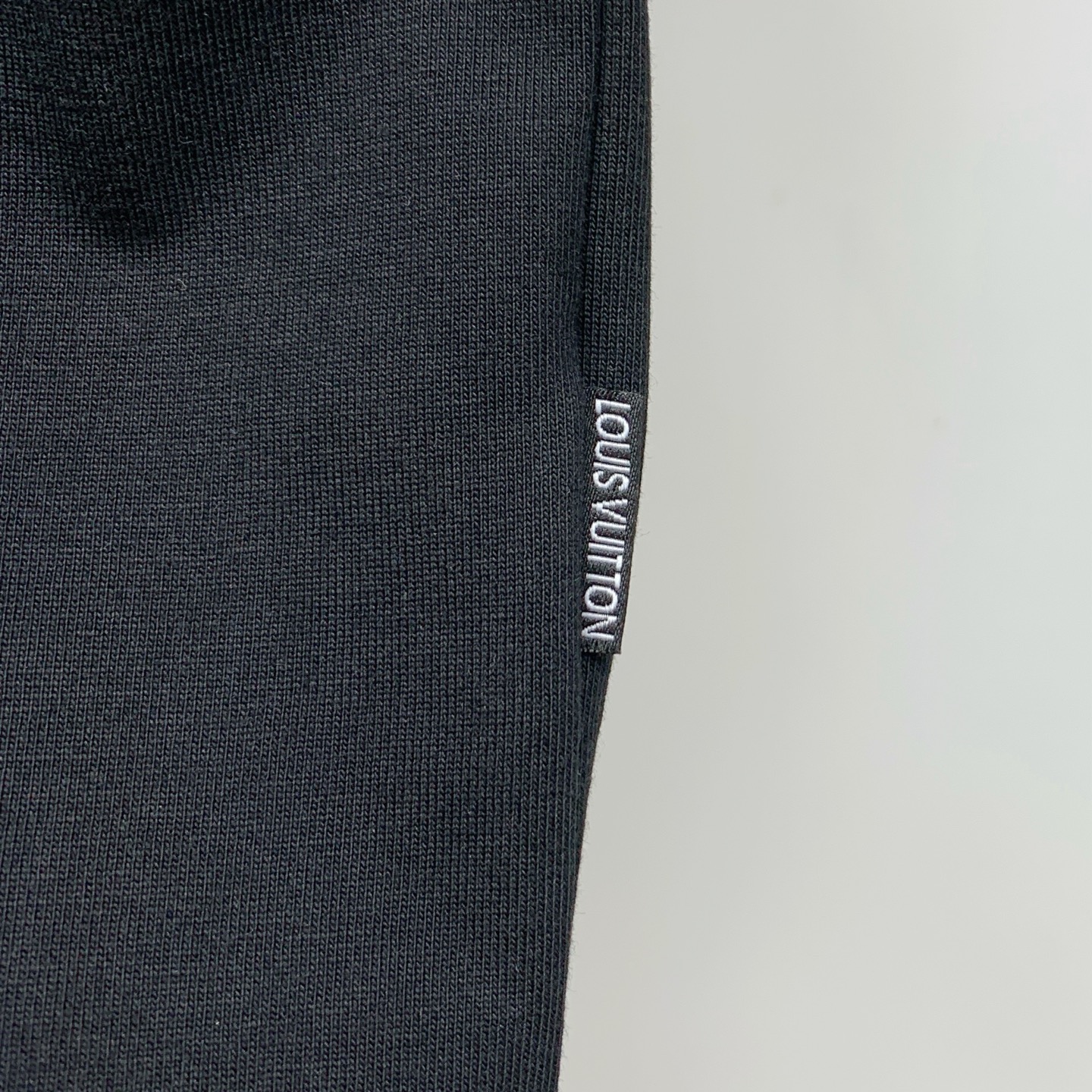 PLV2025夏季新款短袖T恤，个性艺术系列全网独家首发 百搭款细节处理完美纯棉面料十分精致 原版面料 