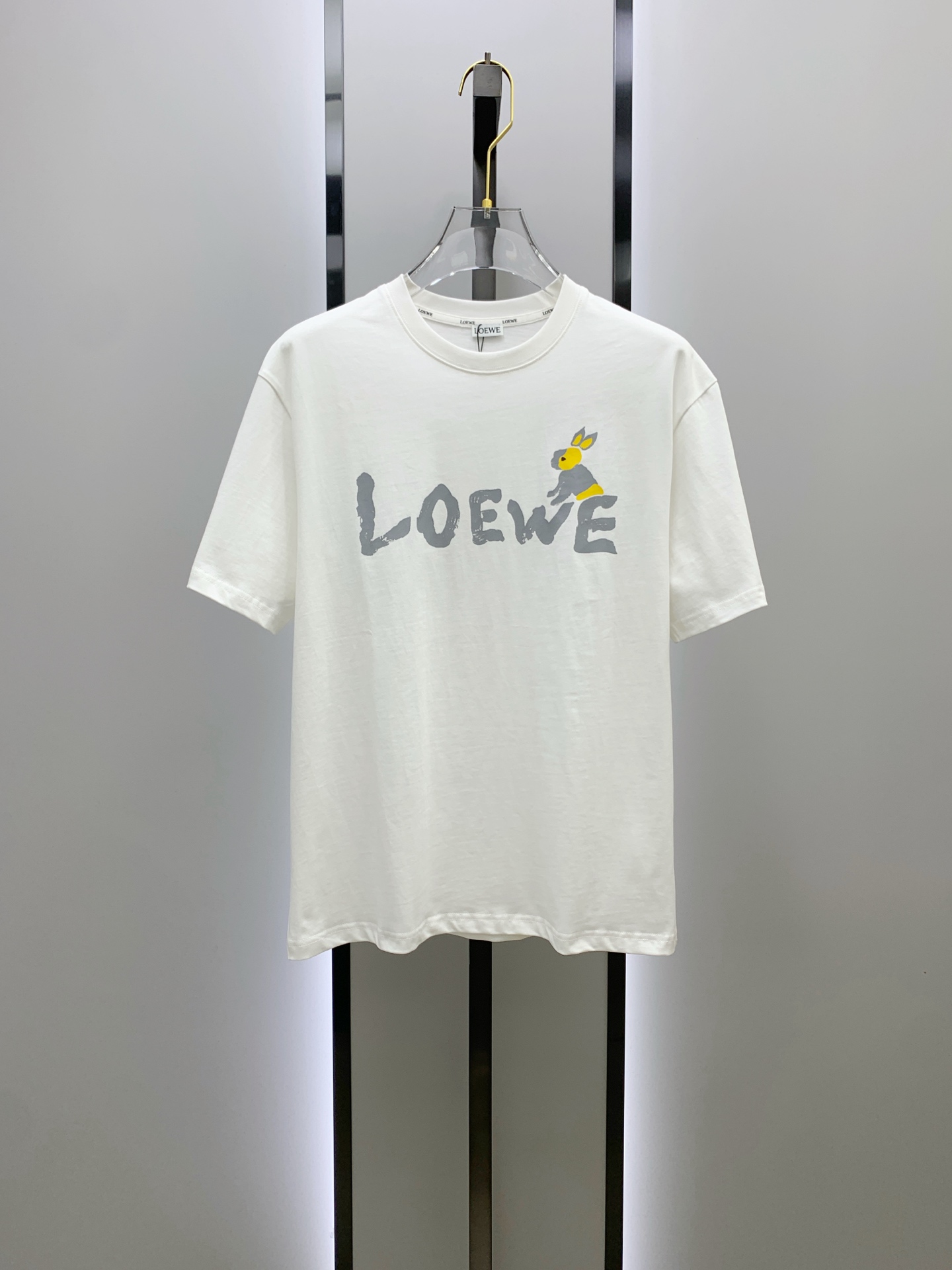 P罗意威2025夏季新款短袖T恤，个性艺术系列全网独家首发 百搭款细节处理完美纯棉面料十分精致 原版面料