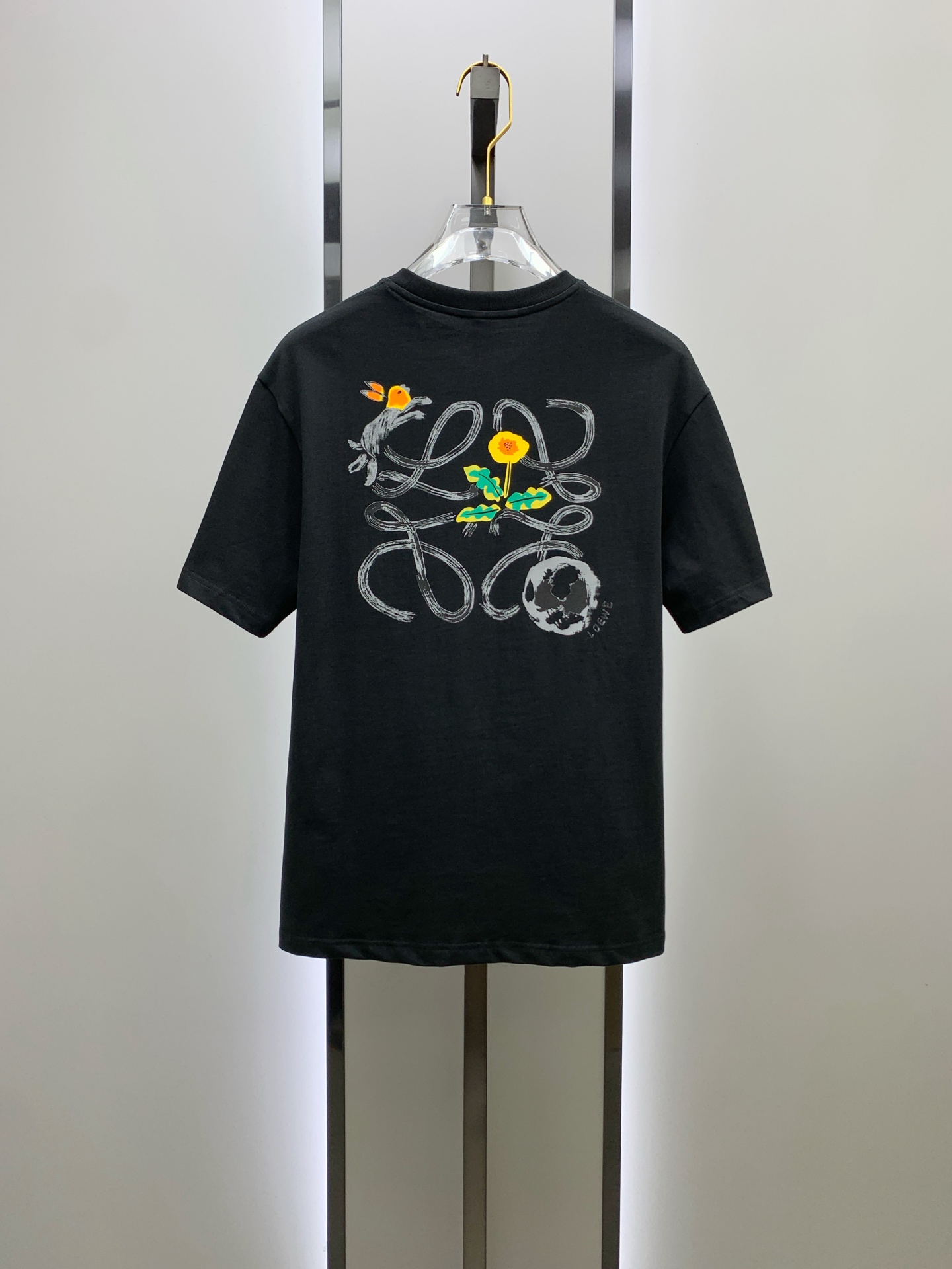 P罗意威2025夏季新款短袖T恤，个性艺术系列全网独家首发 百搭款细节处理完美纯棉面料十分精致 原版面料