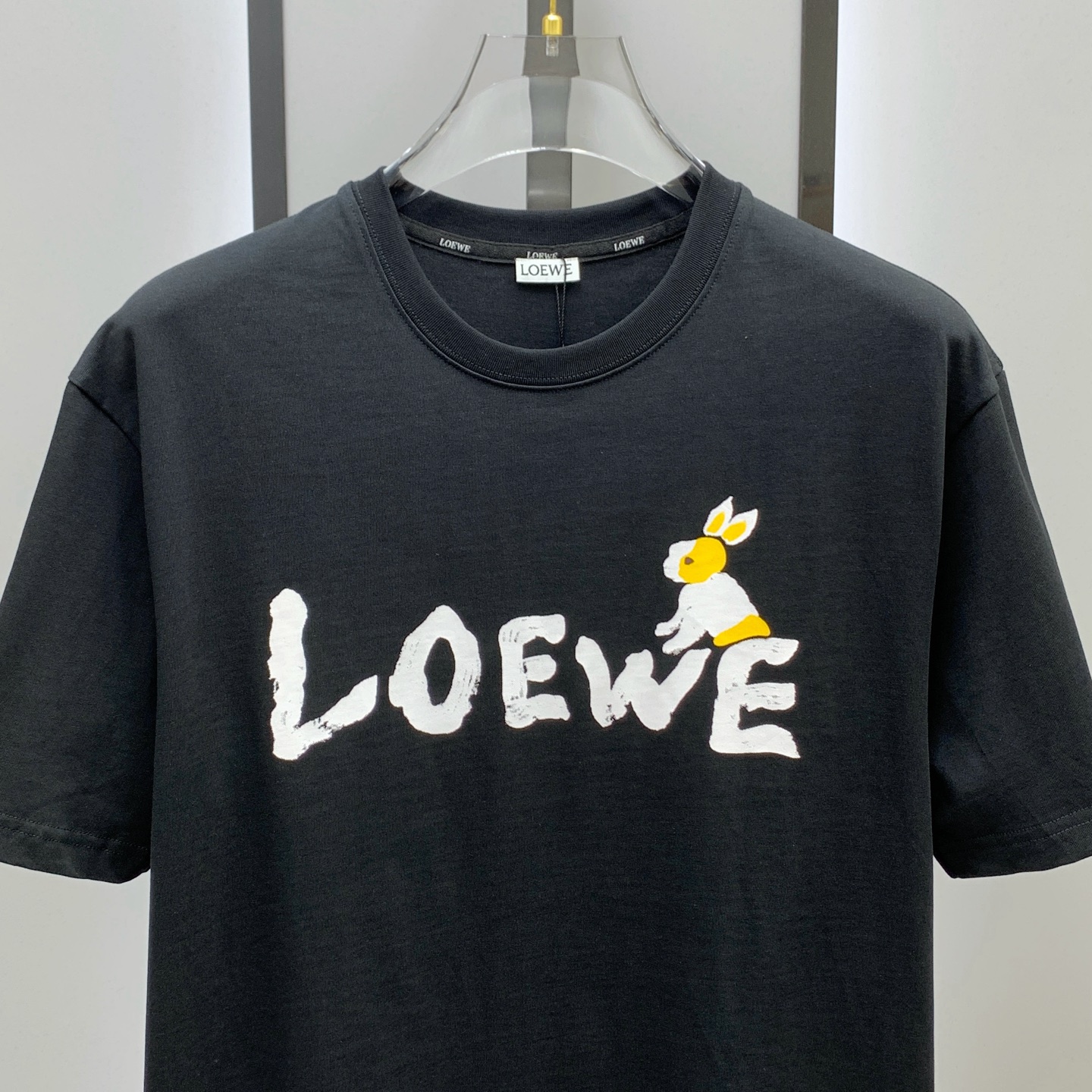 P罗意威2025夏季新款短袖T恤，个性艺术系列全网独家首发 百搭款细节处理完美纯棉面料十分精致 原版面料