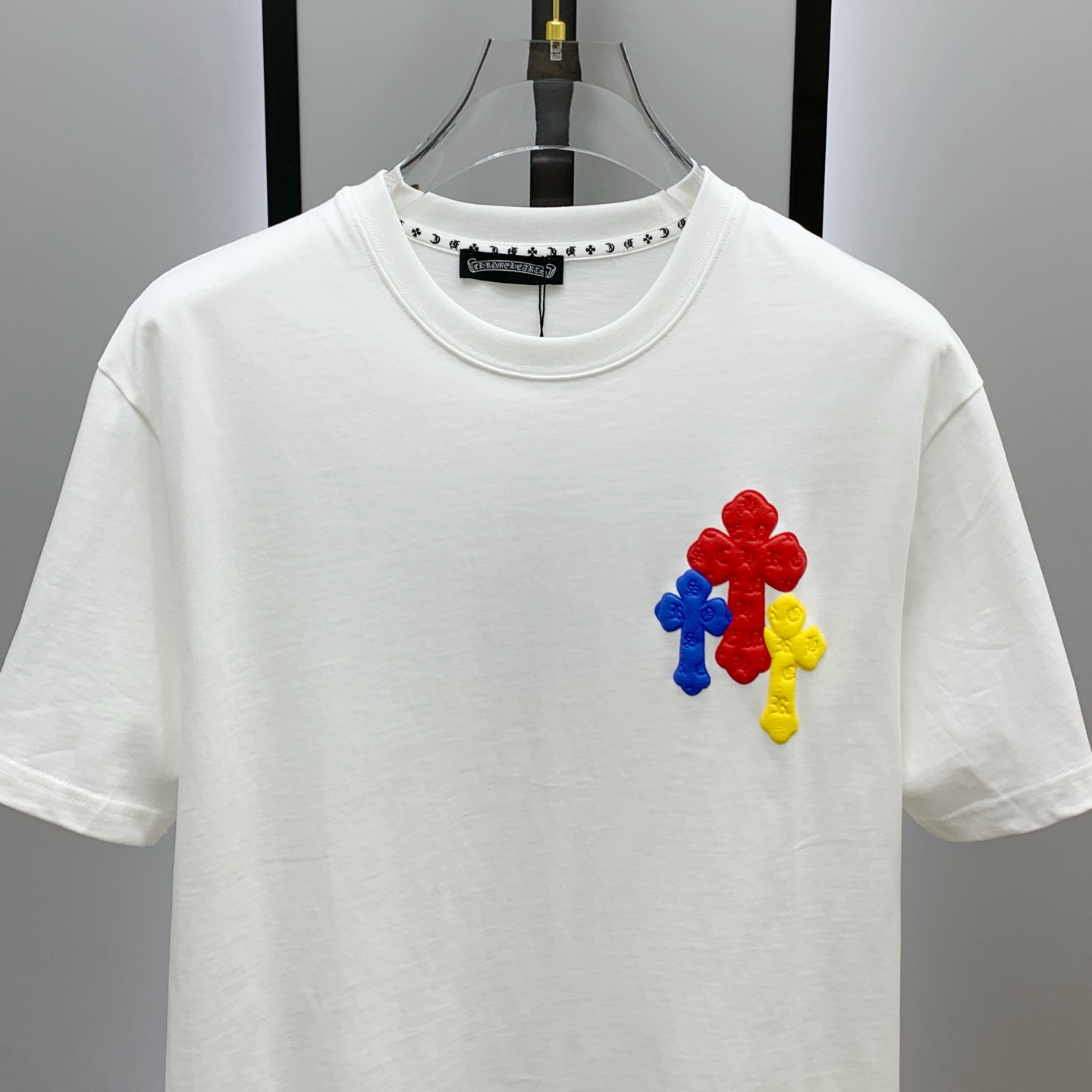 P克罗心2025夏季新款短袖T恤，个性艺术系列全网独家首发 百搭款细节处理完美纯棉面料十分精致 原版面料