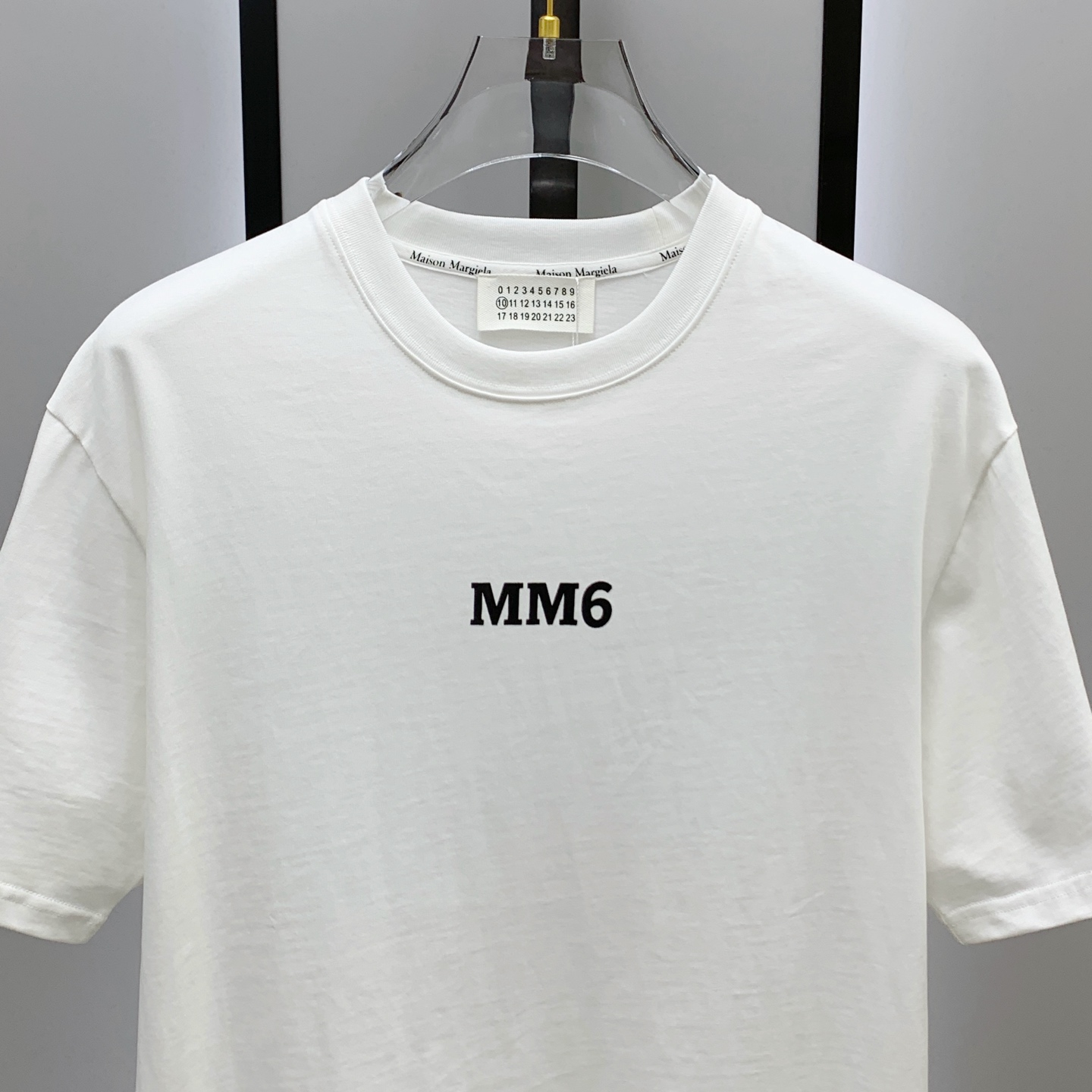 P马吉拉2025夏季新款短袖T恤，个性艺术系列全网独家首发 百搭款细节处理完美纯棉面料十分精致 原版面料