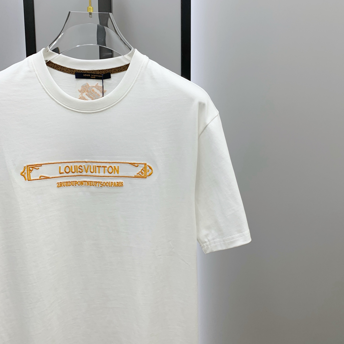 PLV2025夏季新款短袖T恤，个性艺术系列全网独家首发 百搭款细节处理完美纯棉面料十分精致 原版面料 