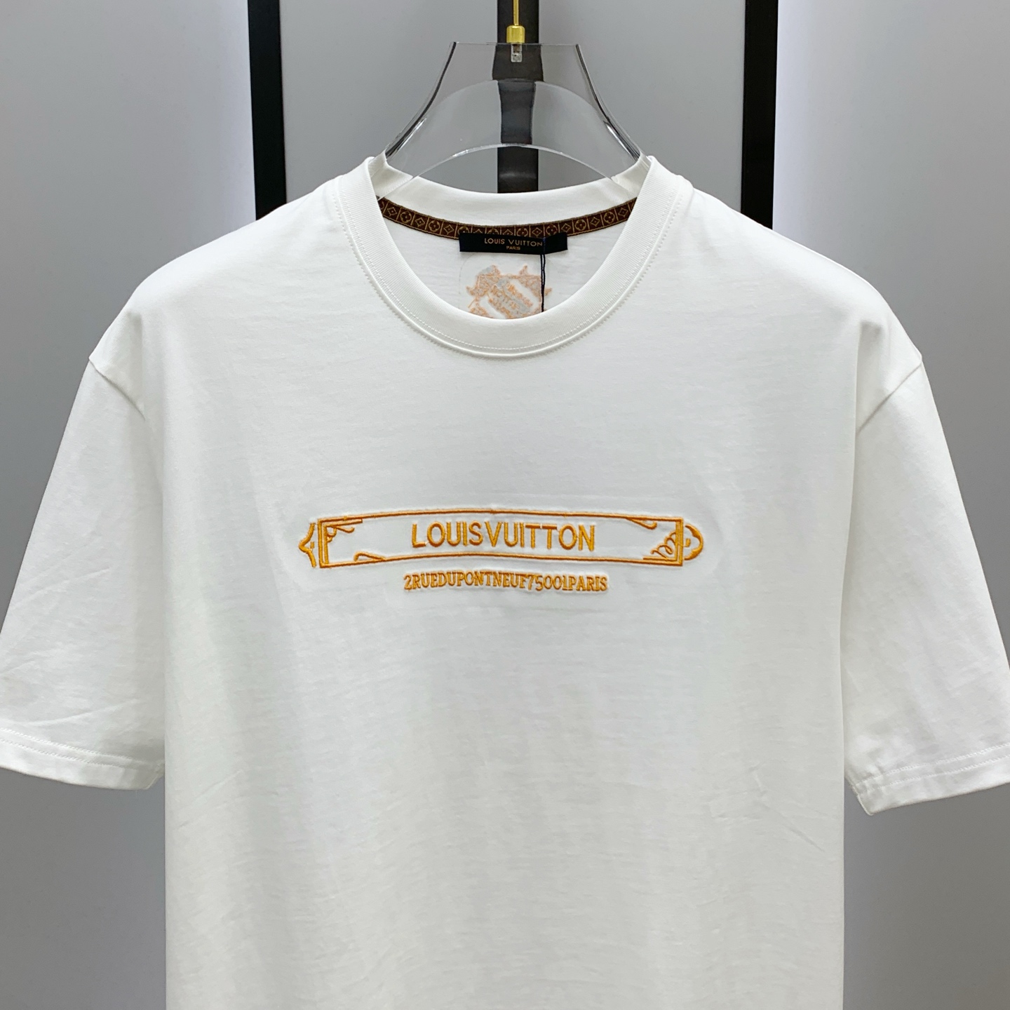 PLV2025夏季新款短袖T恤，个性艺术系列全网独家首发 百搭款细节处理完美纯棉面料十分精致 原版面料 