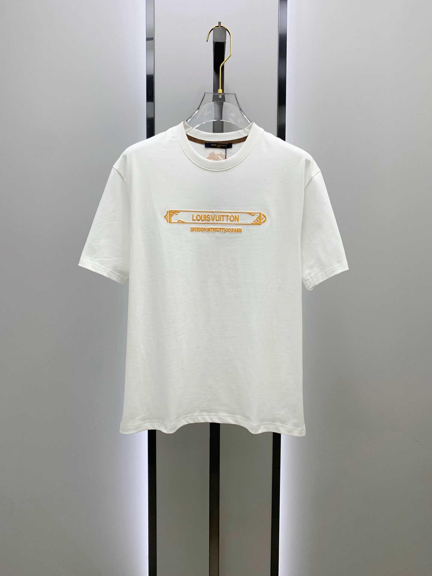 PLV2025夏季新款短袖T恤，个性艺术系列全网独家首发 百搭款细节处理完美纯棉面料十分精致 原版面料 