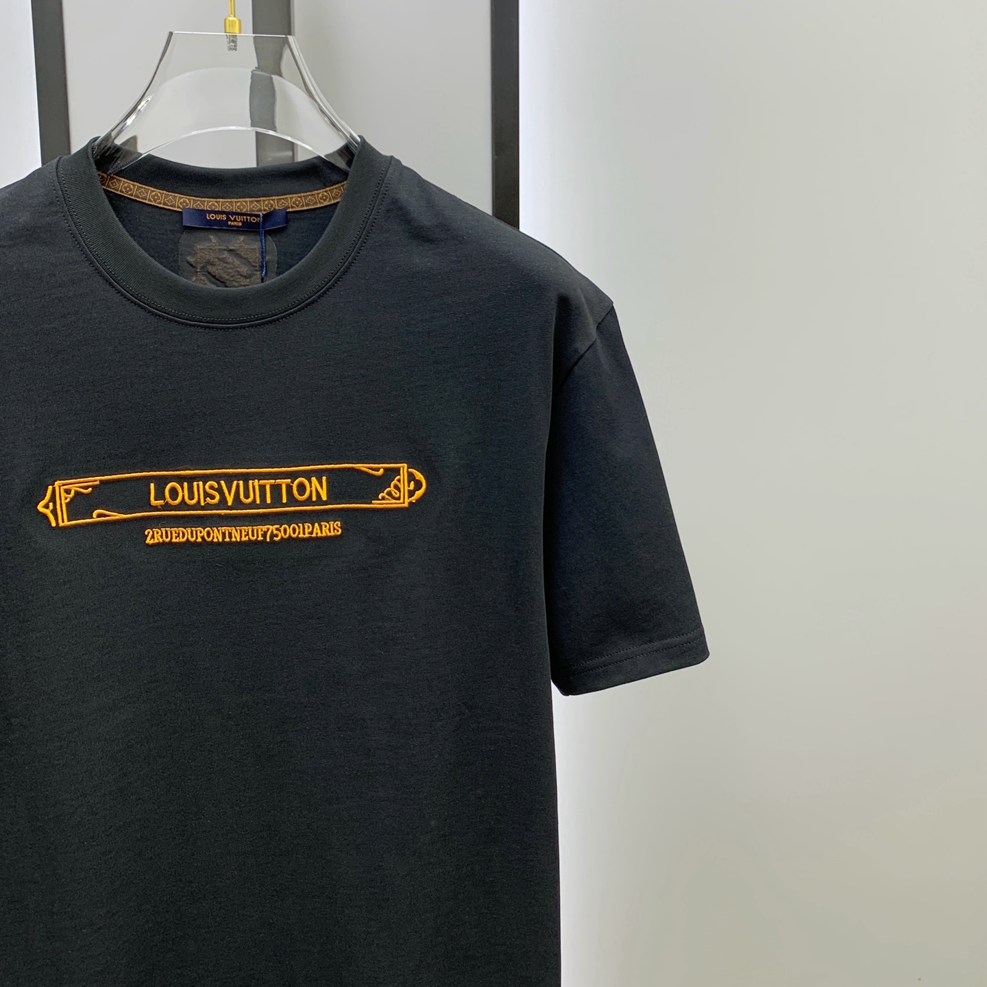 PLV2025夏季新款短袖T恤，个性艺术系列全网独家首发 百搭款细节处理完美纯棉面料十分精致 原版面料 