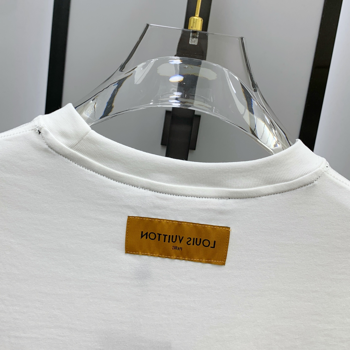 PLV2025夏季新款短袖T恤，个性艺术系列全网独家首发 百搭款细节处理完美纯棉面料十分精致 原版面料 