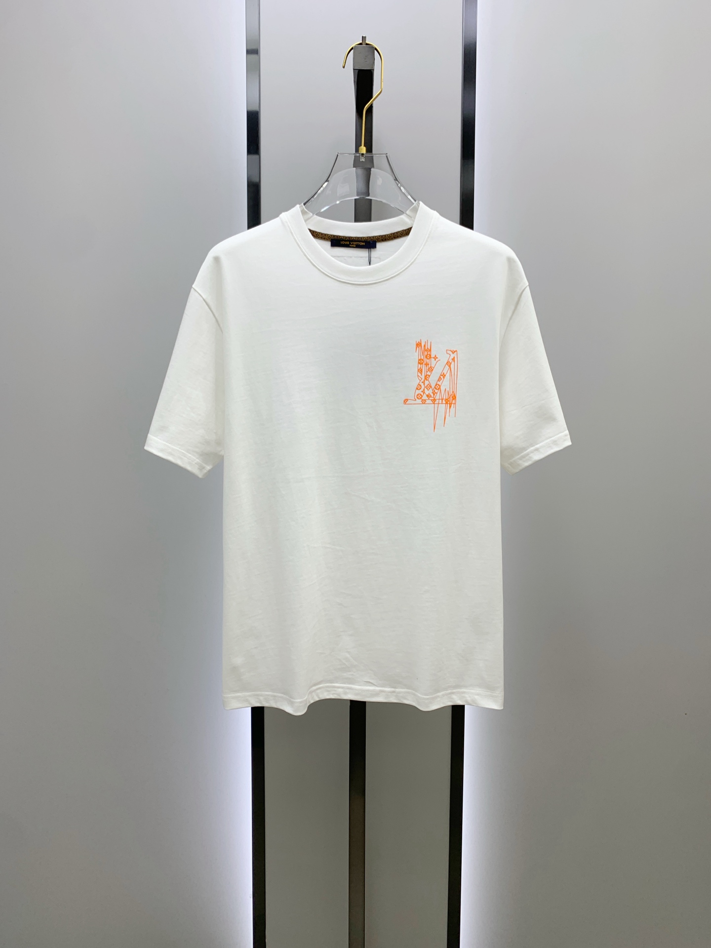 PLV2025夏季新款短袖T恤，个性艺术系列全网独家首发 百搭款细节处理完美纯棉面料十分精致 原版面料 