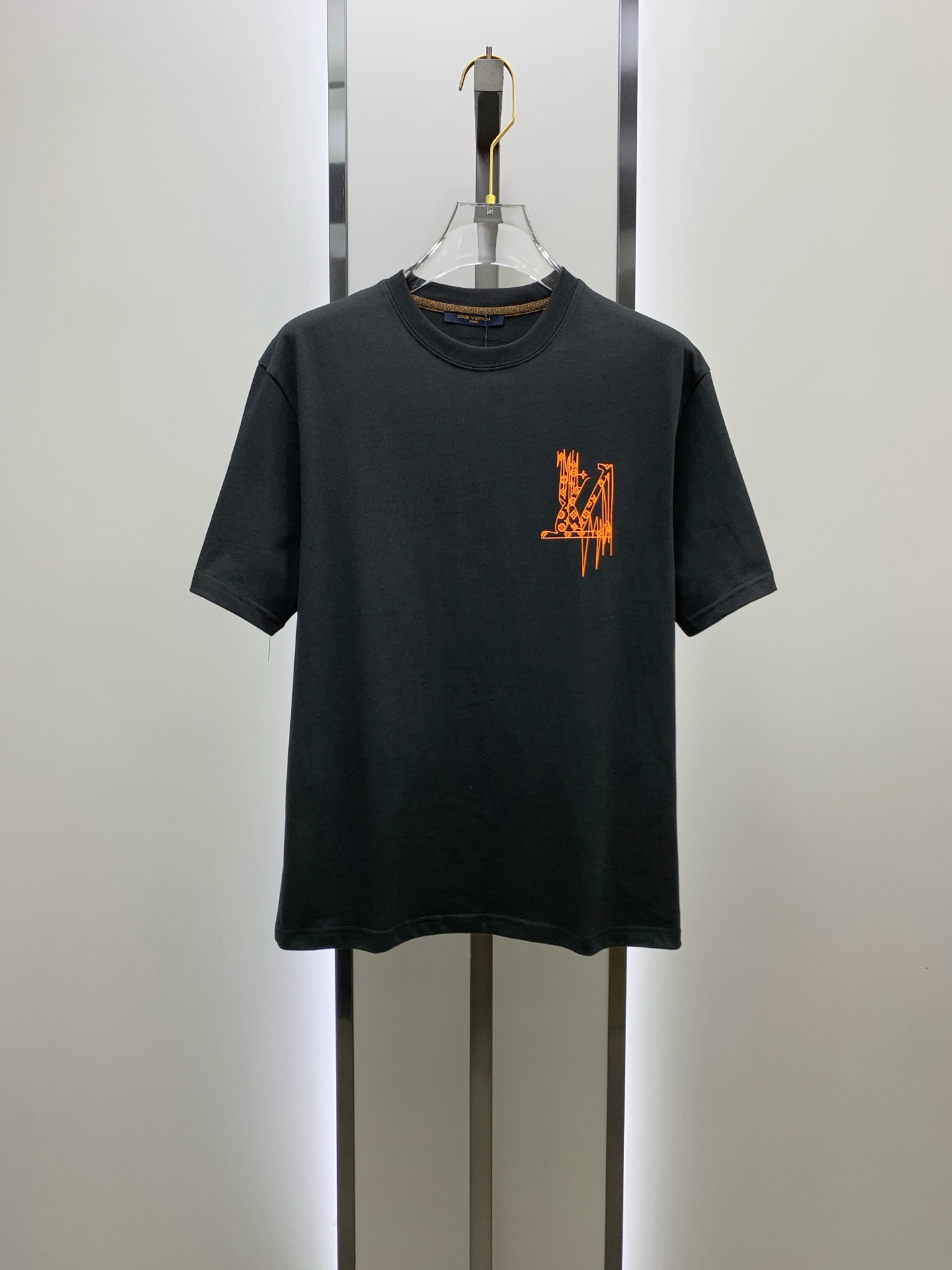 PLV2025夏季新款短袖T恤，个性艺术系列全网独家首发 百搭款细节处理完美纯棉面料十分精致 原版面料 