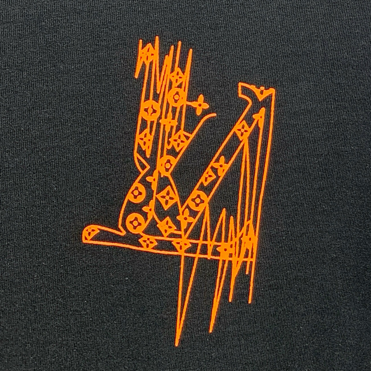 PLV2025夏季新款短袖T恤，个性艺术系列全网独家首发 百搭款细节处理完美纯棉面料十分精致 原版面料 