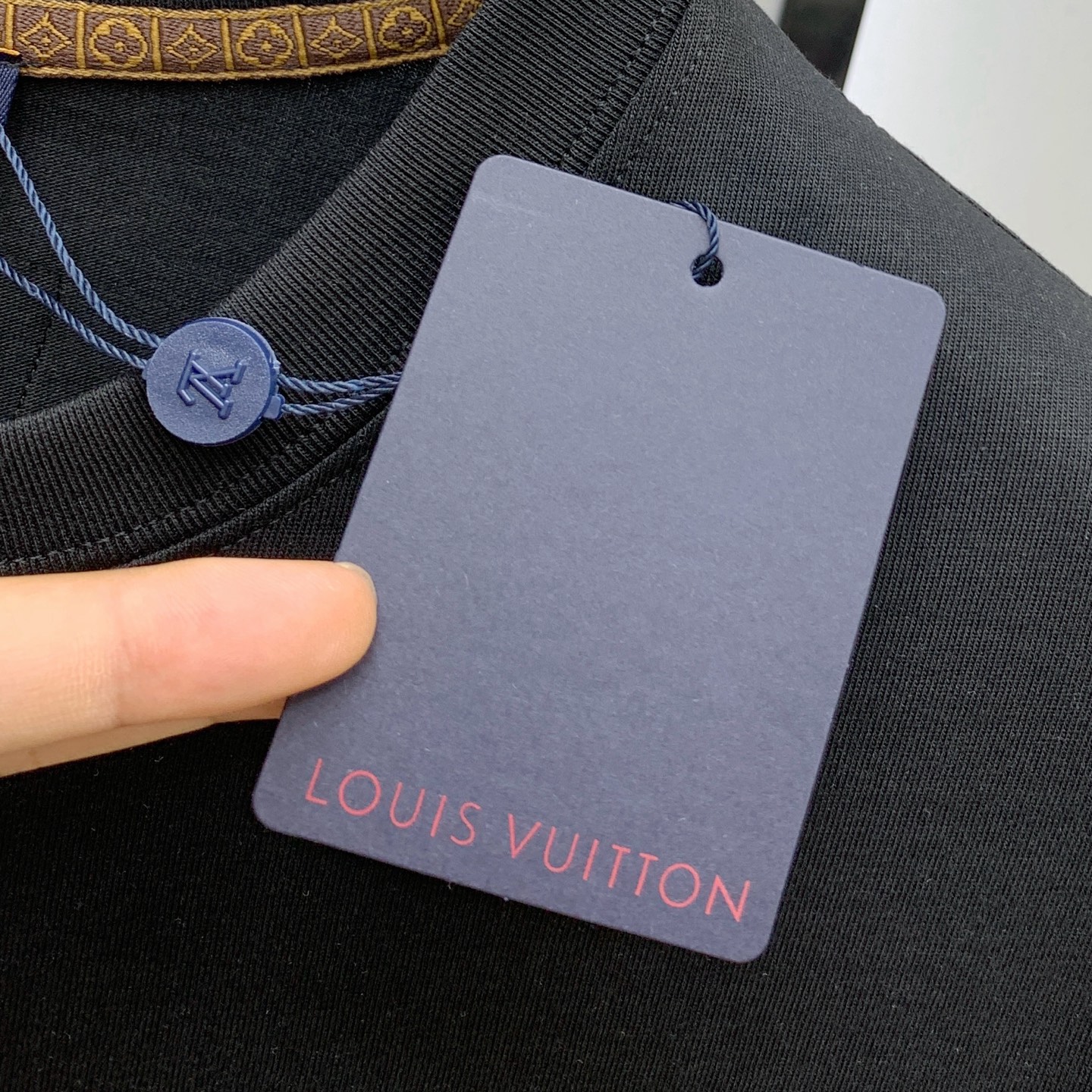 PLV2025夏季新款短袖T恤，个性艺术系列全网独家首发 百搭款细节处理完美纯棉面料十分精致 原版面料 