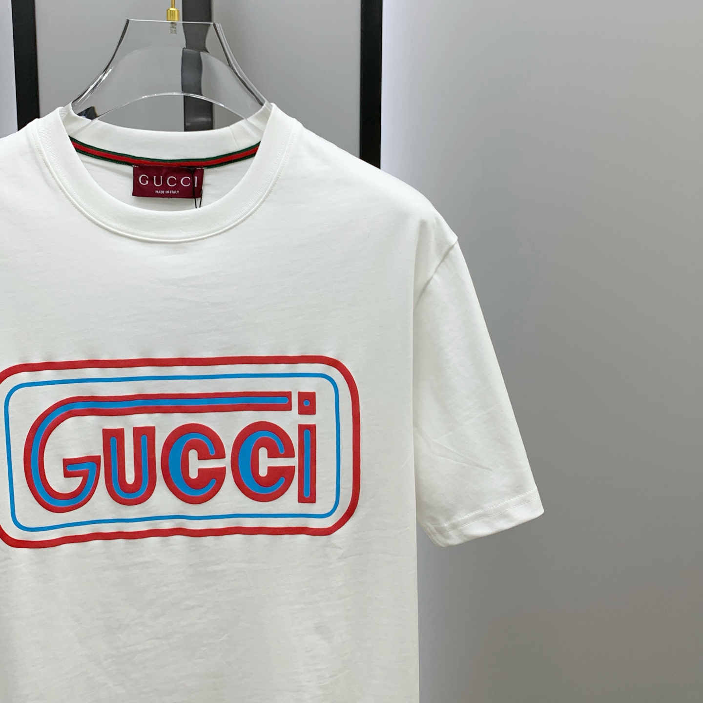 P古驰2025夏季新款短袖T恤，个性艺术系列全网独家首发 百搭款细节处理完美纯棉面料十分精致 原版面料 