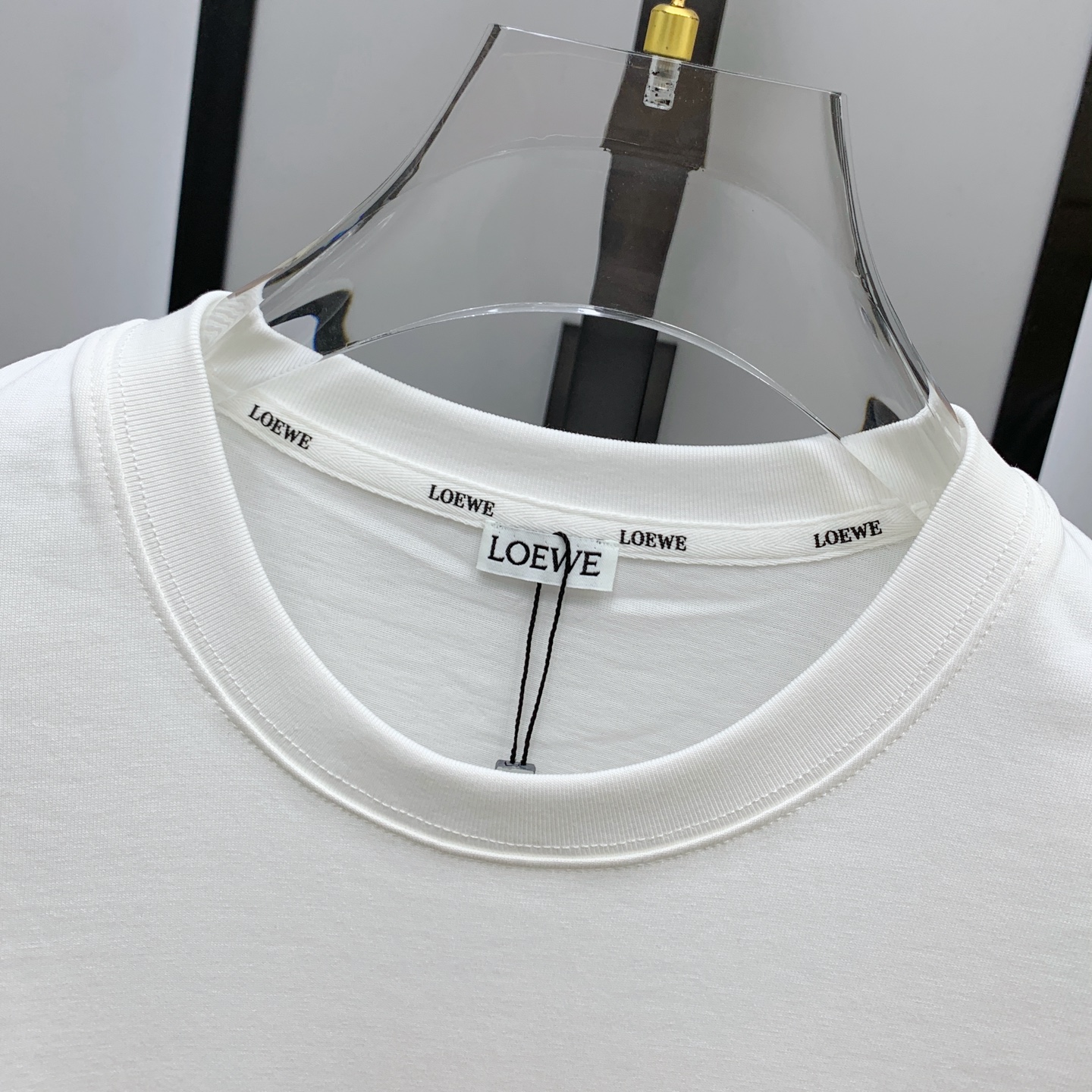 P罗意威2025夏季新款短袖T恤，个性艺术系列全网独家首发 百搭款细节处理完美纯棉面料十分精致 原版面料