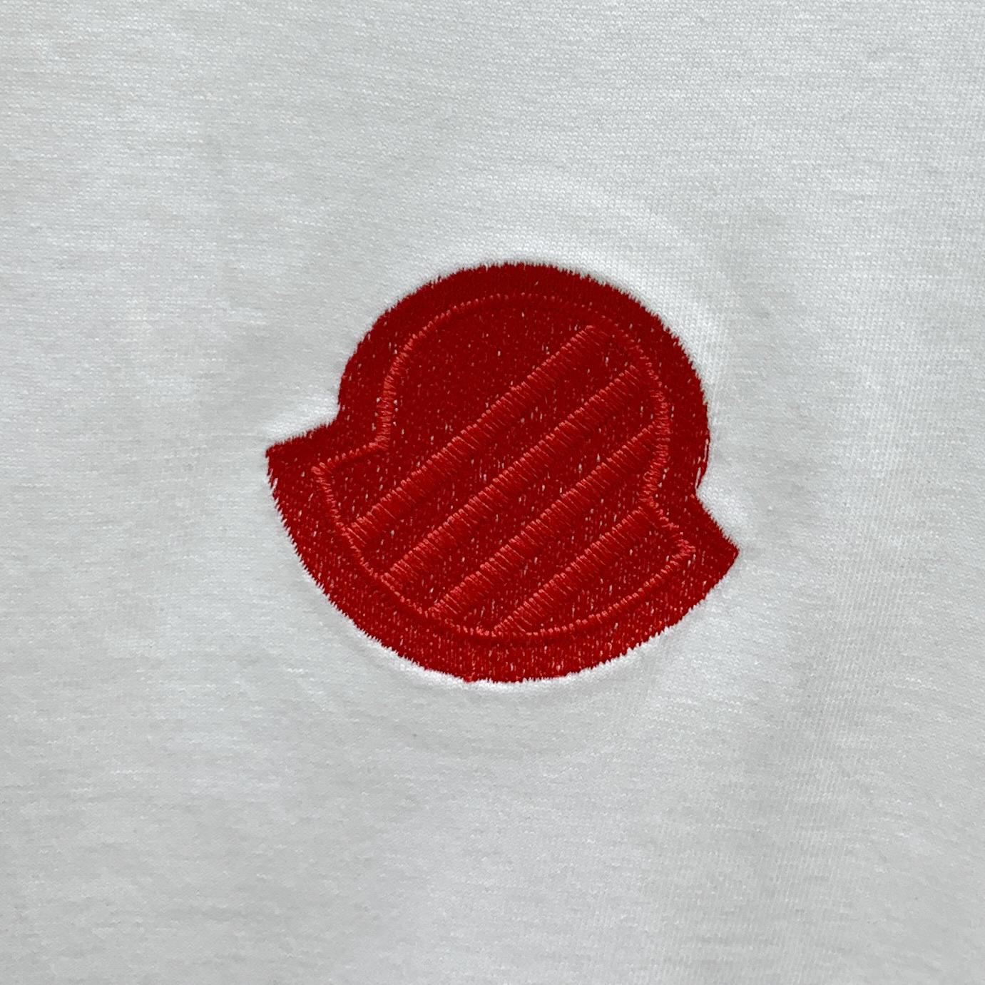 P蒙口2025夏季新款短袖T恤，个性艺术系列全网独家首发 百搭款细节处理完美纯棉面料十分精致 原版面料 