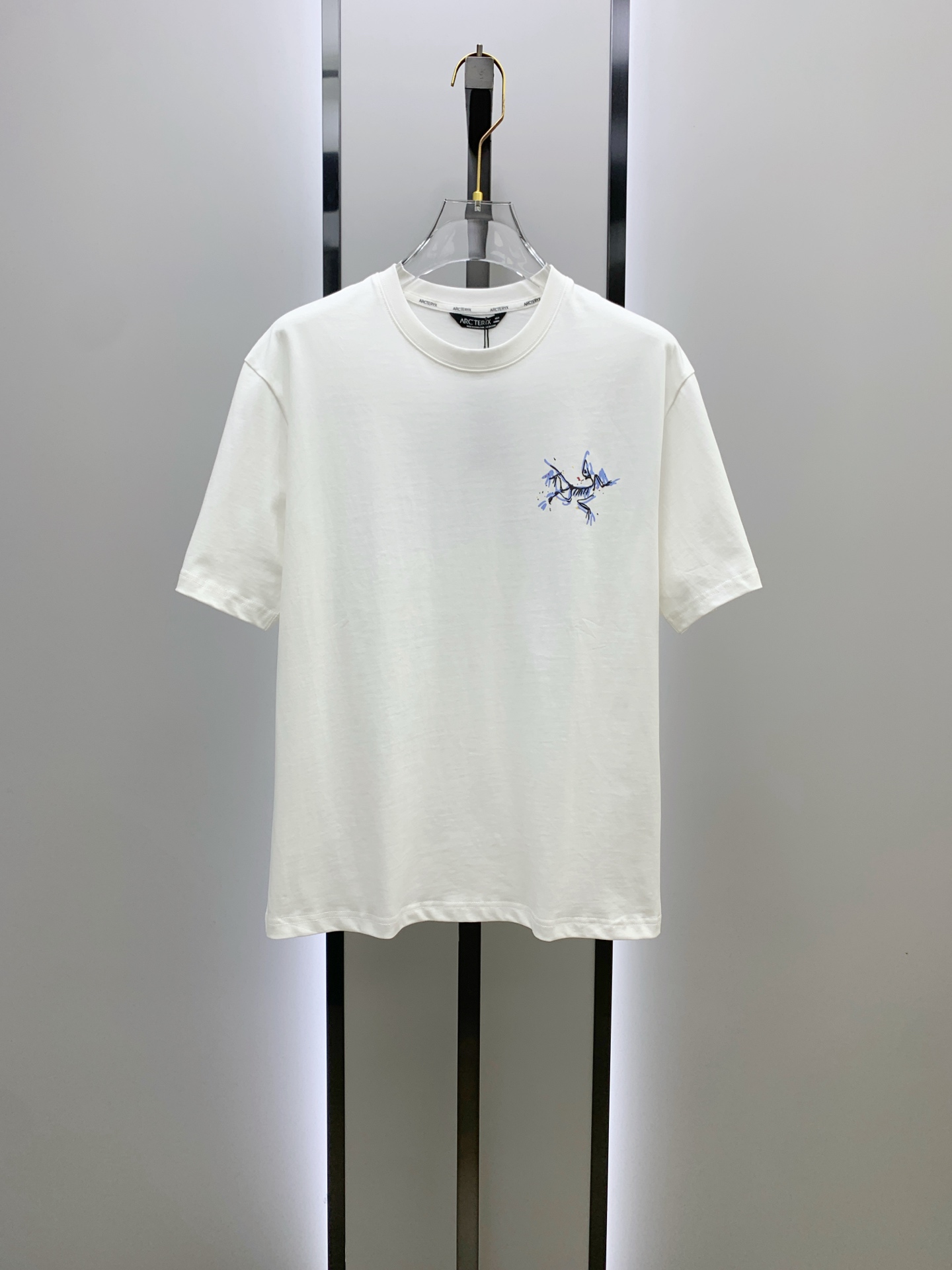 P始祖鸟2025夏季新款短袖T恤，个性艺术系列全网独家首发 百搭款细节处理完美纯棉面料十分精致 原版面料