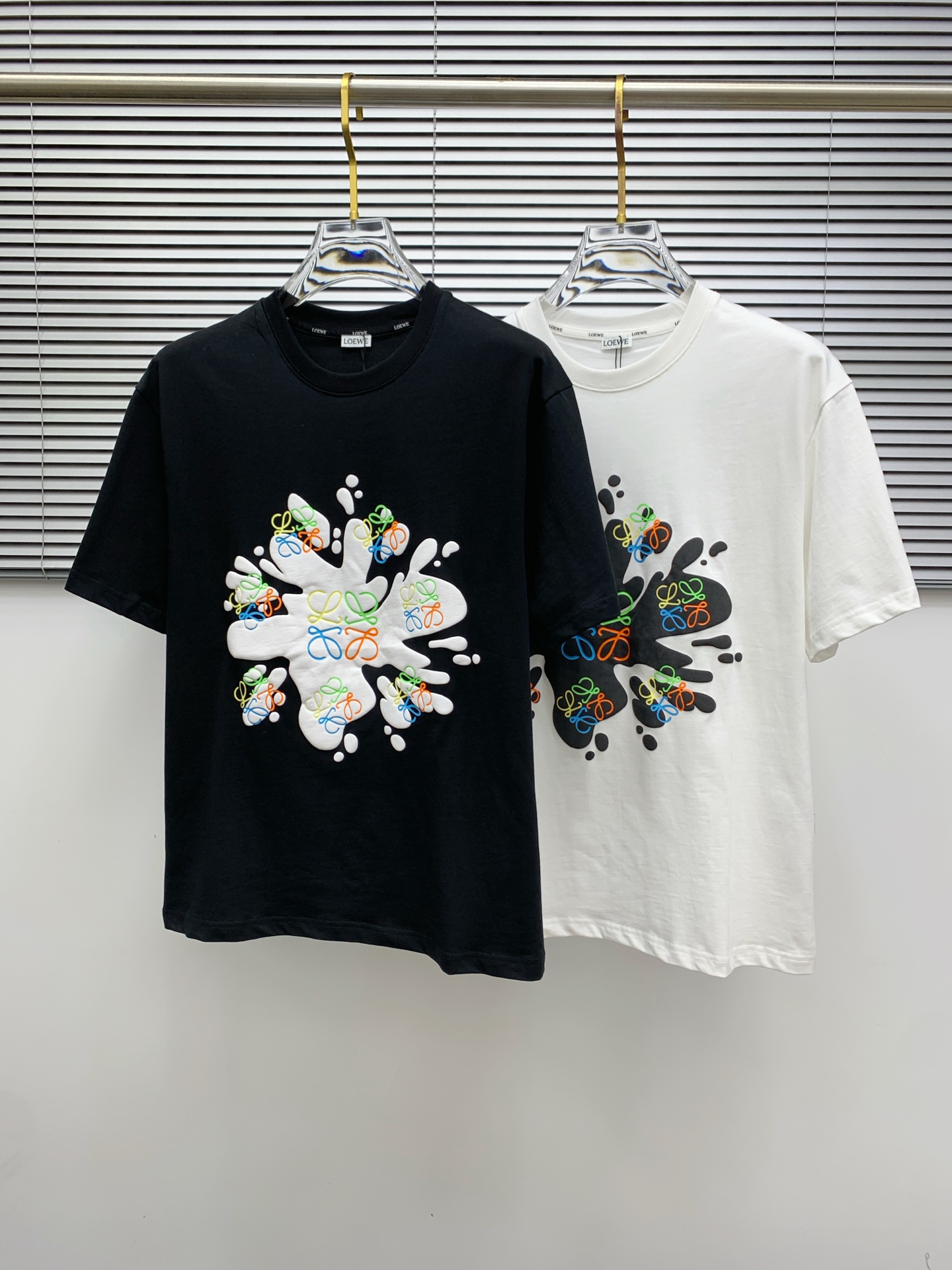 ss罗意威纯棉最新面料经典标识图案logo时尚简约潮流短袖，最顶级的品质专柜原单短袖，顶级制作工艺进口面