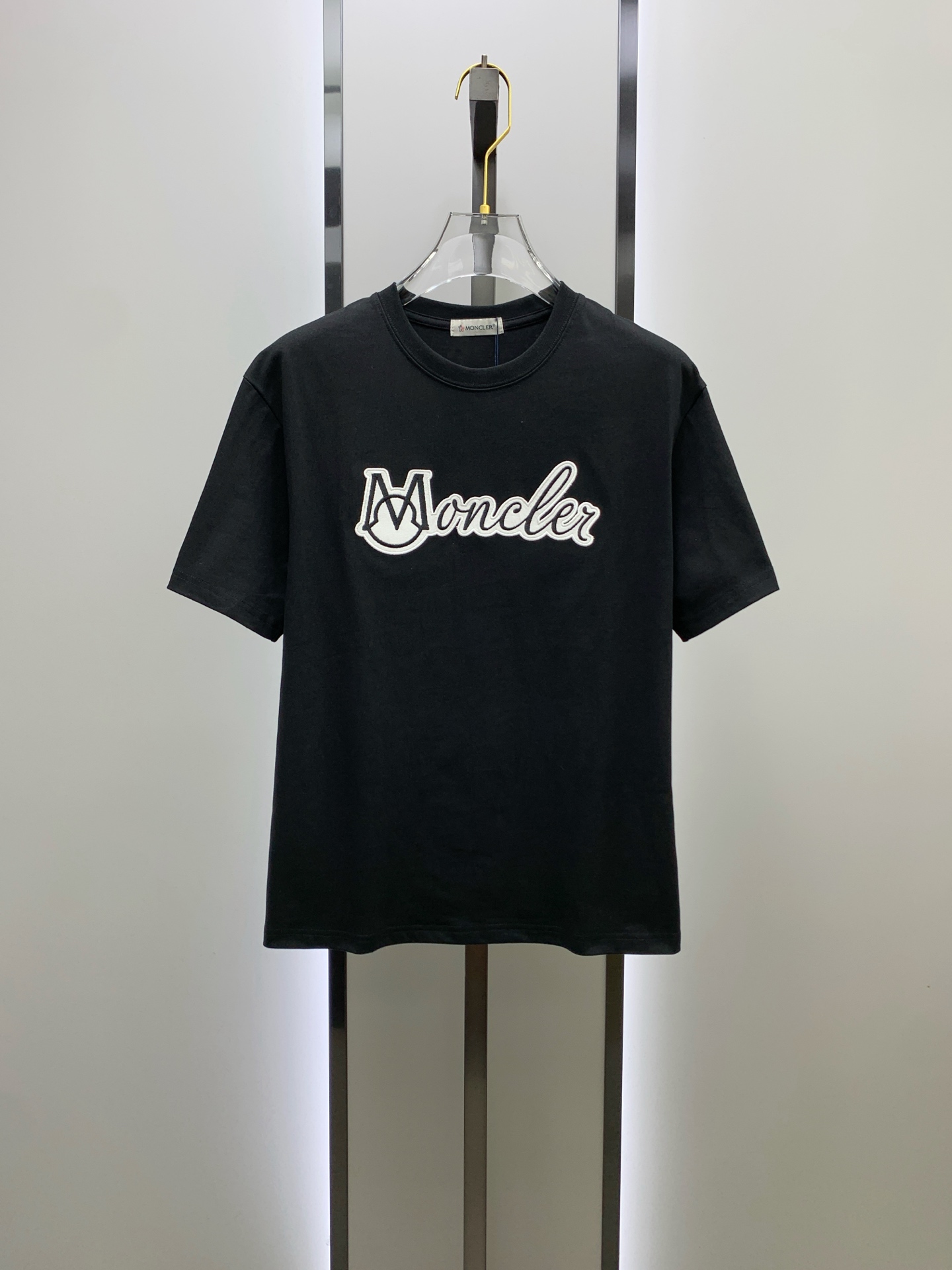 ss蒙口纯棉最新面料经典标识图案logo时尚简约潮流短袖，最顶级的品质专柜原单短袖，顶级制作工艺进口面料