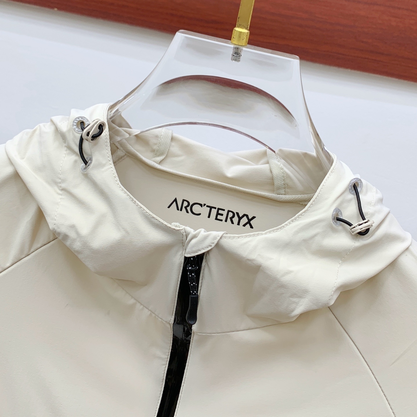P【新品】始祖鸟渠道精品.2025ss春夏新款运动服夹克防晒服外套!防晒衣经典之余增添了与时俱进的时尚感