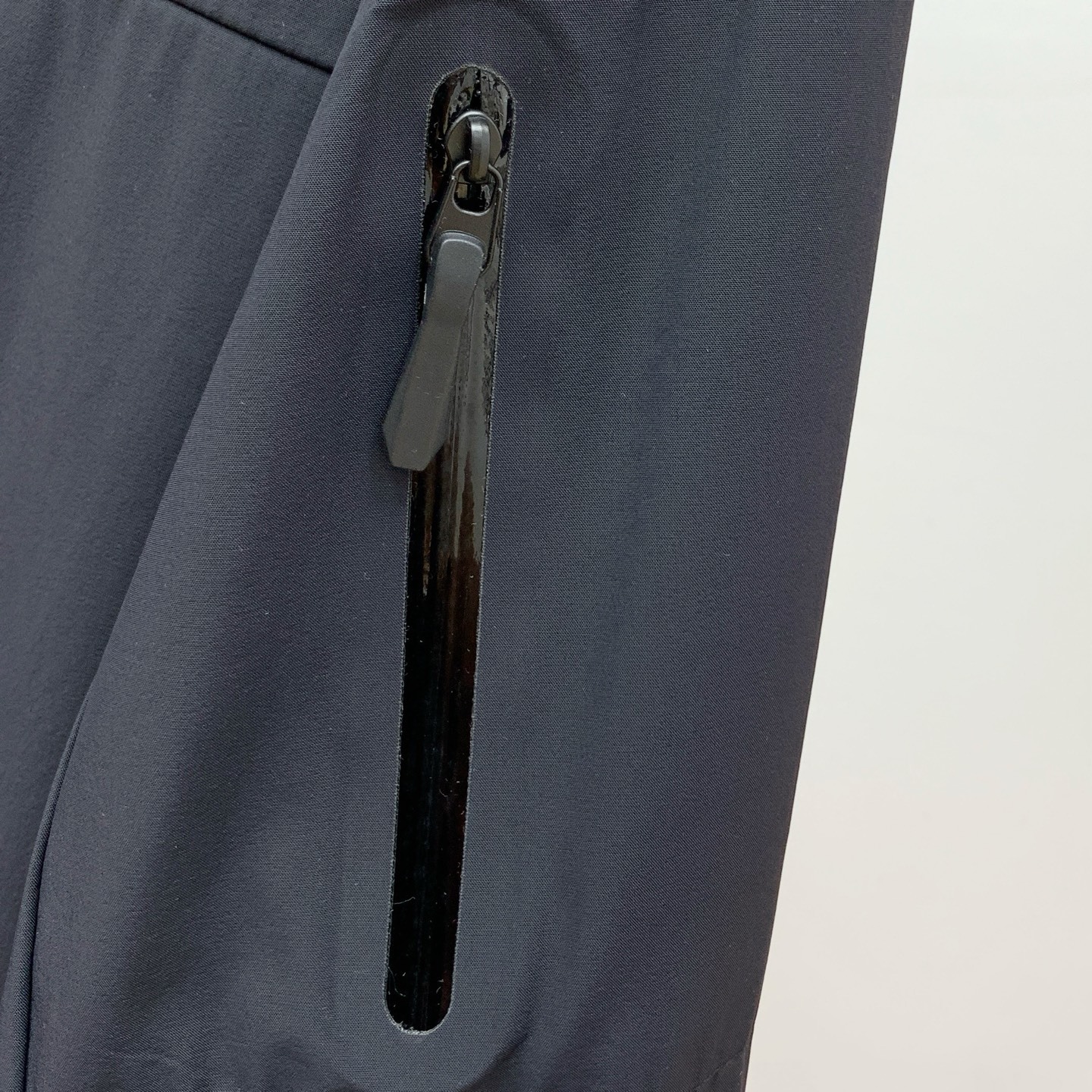P【新品】始祖鸟渠道精品.2025ss春夏新款运动服夹克防晒服外套!防晒衣经典之余增添了与时俱进的时尚感